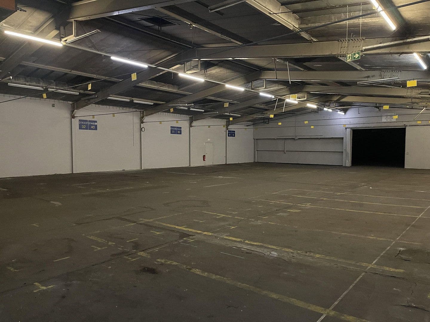 Pronájem nebytového prostoru 5.830 m², Im Gewerbepark 1, Hunderdorf, Bavorsko Pronájem nebytového prostoru 5.830 m², Im Gewerbepark 1, Hunderdorf, Bavorsko