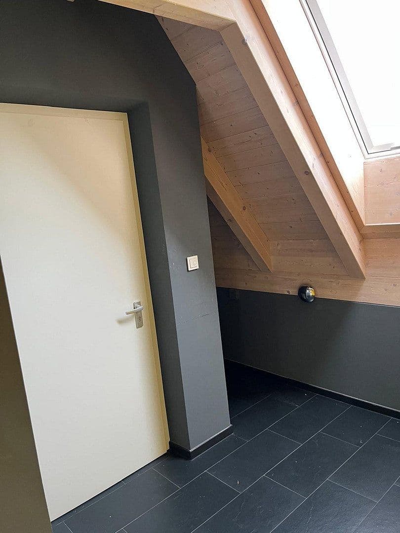 Pronájem bytu 5+1 141 m², München, Bavorsko Pronájem bytu 5+1 141 m², München, Bavorsko