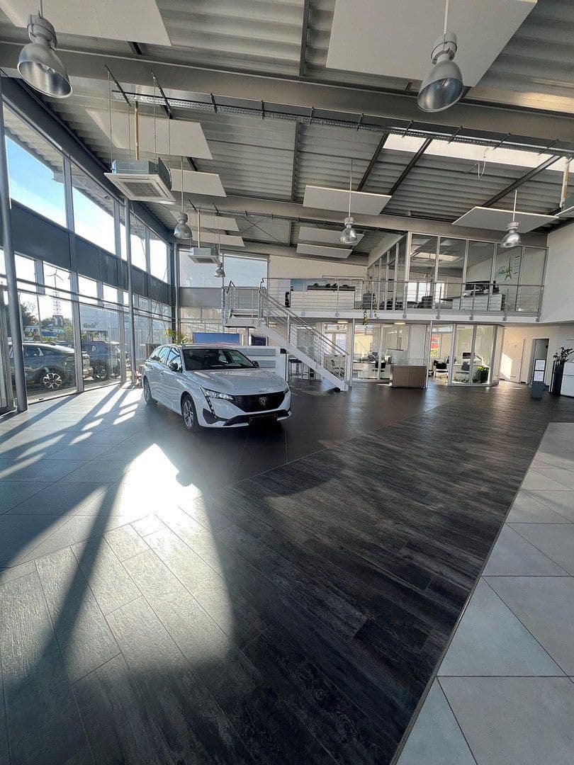 Pronájem kanceláře 361 m², Achern, Bádensko-Württembersko Pronájem kanceláře 361 m², Achern, Bádensko-Württembersko