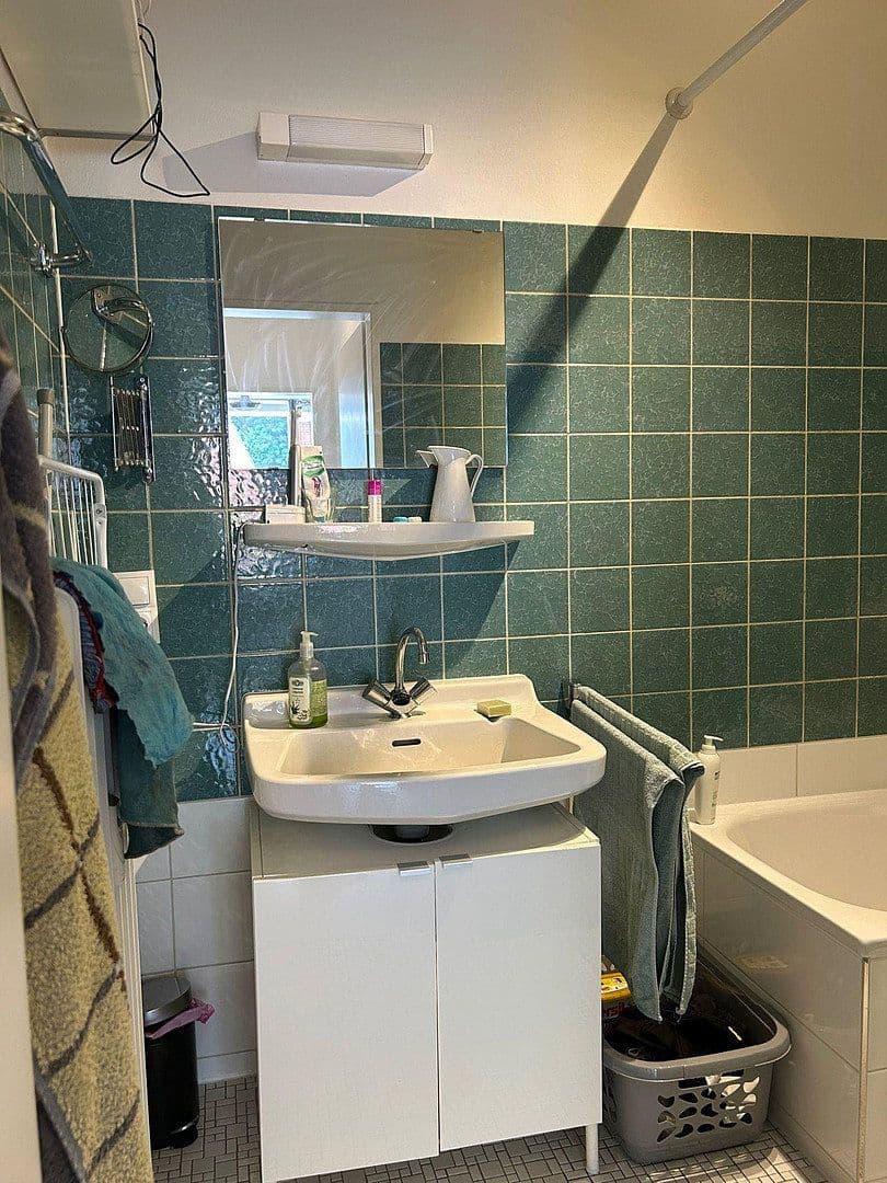 Prodej bytu 1+1 35 m², Bonn, Severní Porýní-Vestfálsko Prodej bytu 1+1 35 m², Bonn, Severní Porýní-Vestfálsko