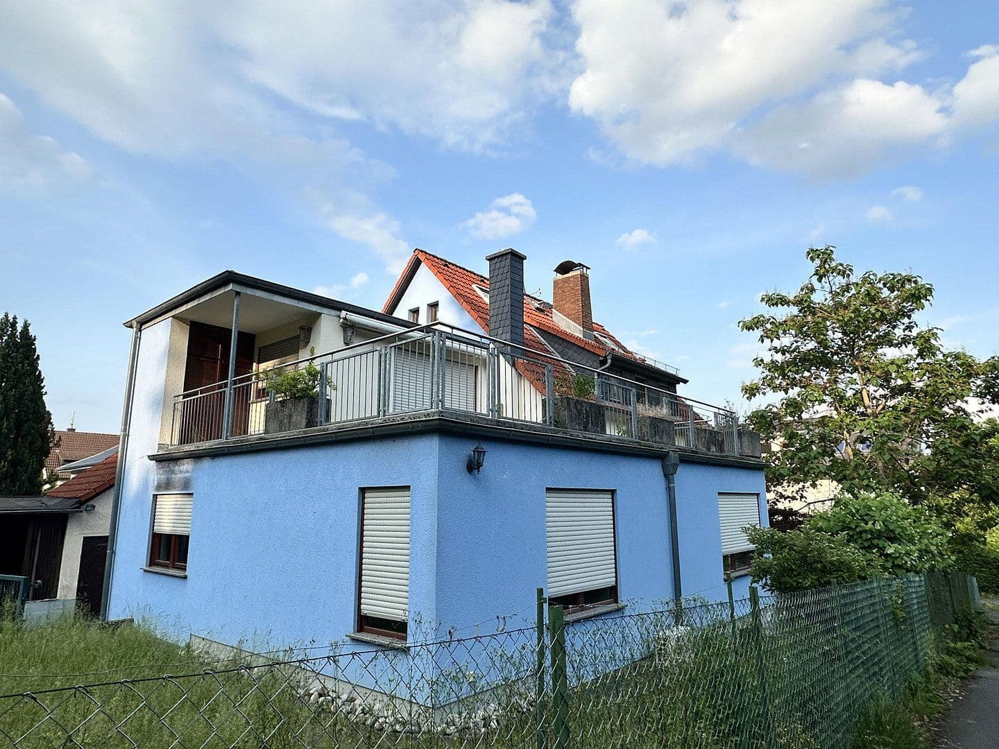 Prodej domu 195 m², pozemek 866 m², Kelkheim (Taunus), Hessen Prodej domu 195 m², pozemek 866 m², Kelkheim (Taunus), Hessen