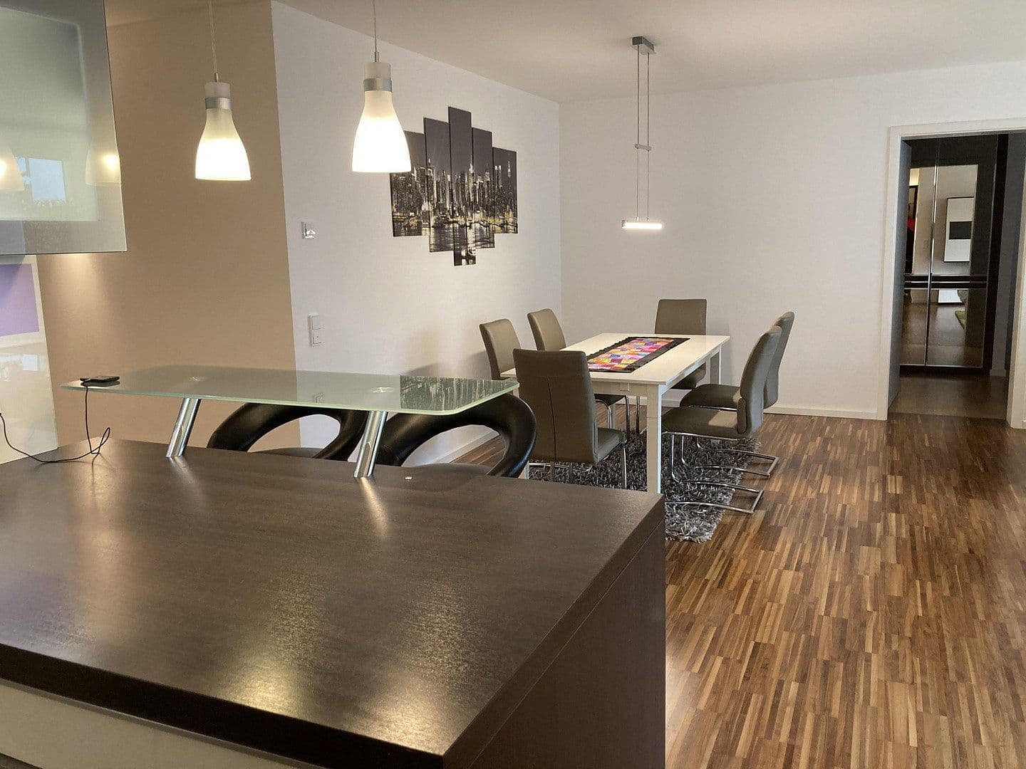 Pronájem bytu 4+1 124 m², Erlangen, Bavorsko Pronájem bytu 4+1 124 m², Erlangen, Bavorsko