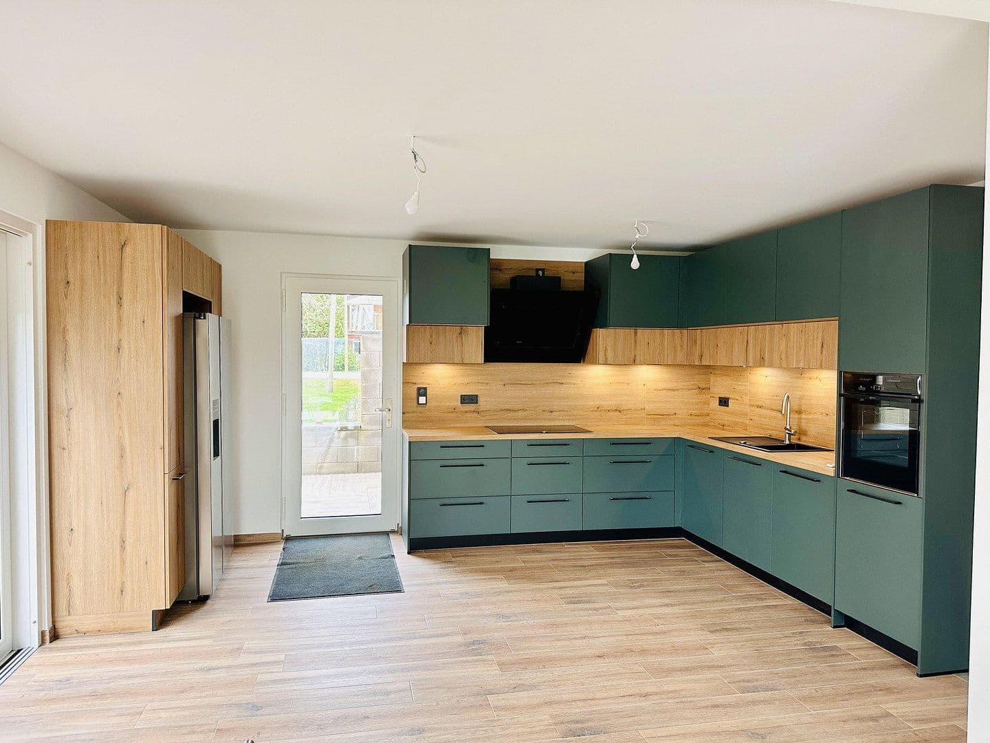 Pronájem domu 145 m², pozemek 495 m², Höfener Str 23d, Schleiden, Severní Porýní-Vestfálsko Pronájem domu 145 m², pozemek 495 m², Höfener Str 23d, Schleiden, Severní Porýní-Vestfálsko