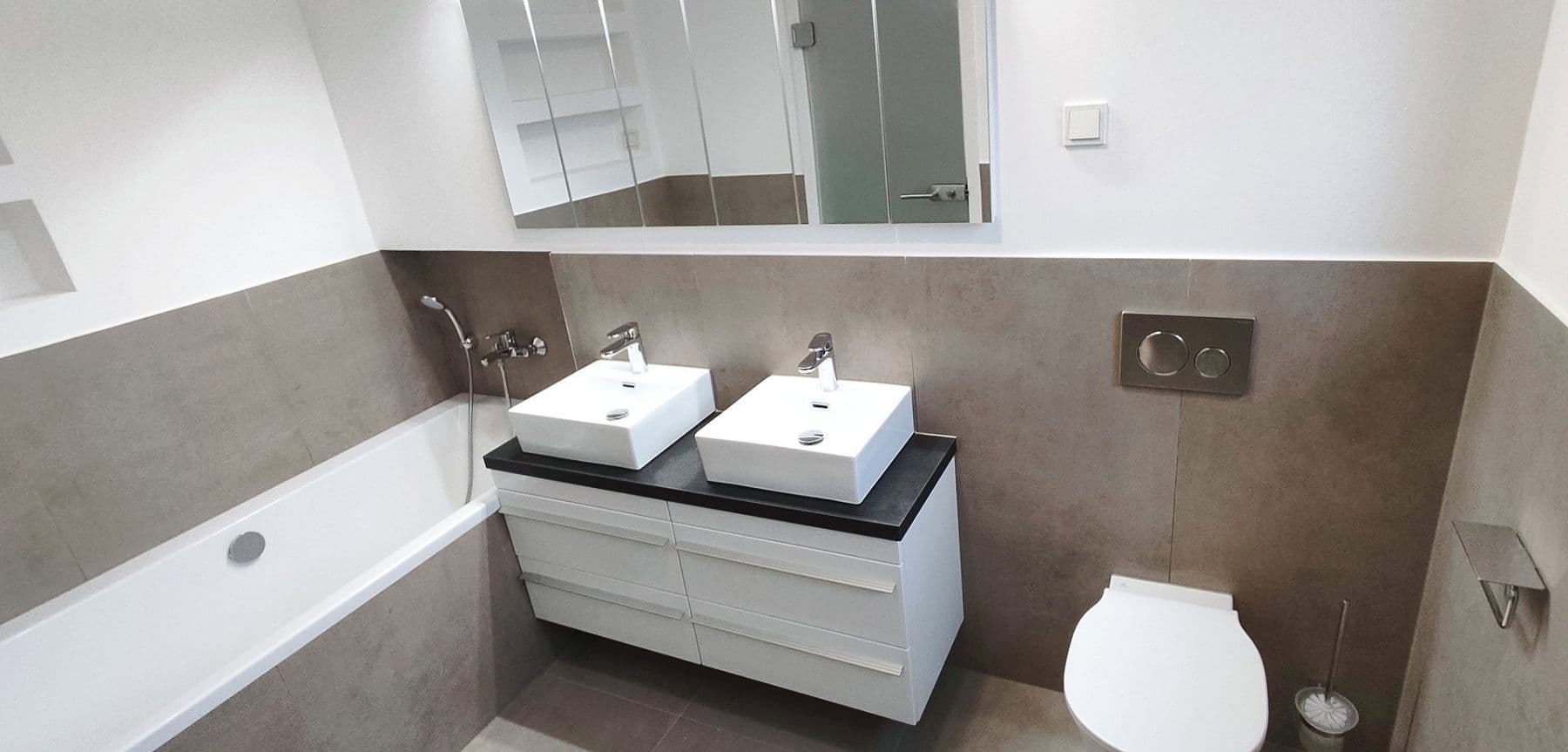 Pronájem domu 158 m², pozemek 390 m², Pfarrer Olbert Allee 3 A, Hochheim, Hessen Pronájem domu 158 m², pozemek 390 m², Pfarrer Olbert Allee 3 A, Hochheim, Hessen