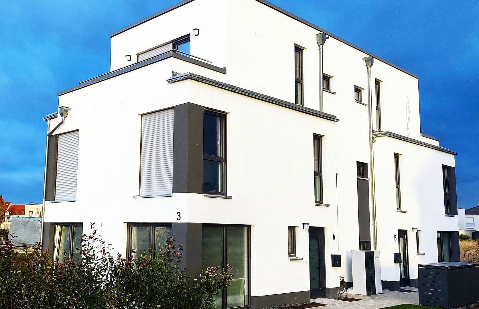 Pronájem domu 158 m², pozemek 390 m², Pfarrer Olbert Allee 3 A, Hochheim, Hessen Pronájem domu 158 m², pozemek 390 m², Pfarrer Olbert Allee 3 A, Hochheim, Hessen
