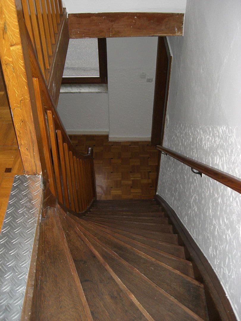 Prodej domu 145 m², pozemek 220 m², Rheinstrasse 28, Sankt Goarshausen, Porýní-Falc Prodej domu 145 m², pozemek 220 m², Rheinstrasse 28, Sankt Goarshausen, Porýní-Falc