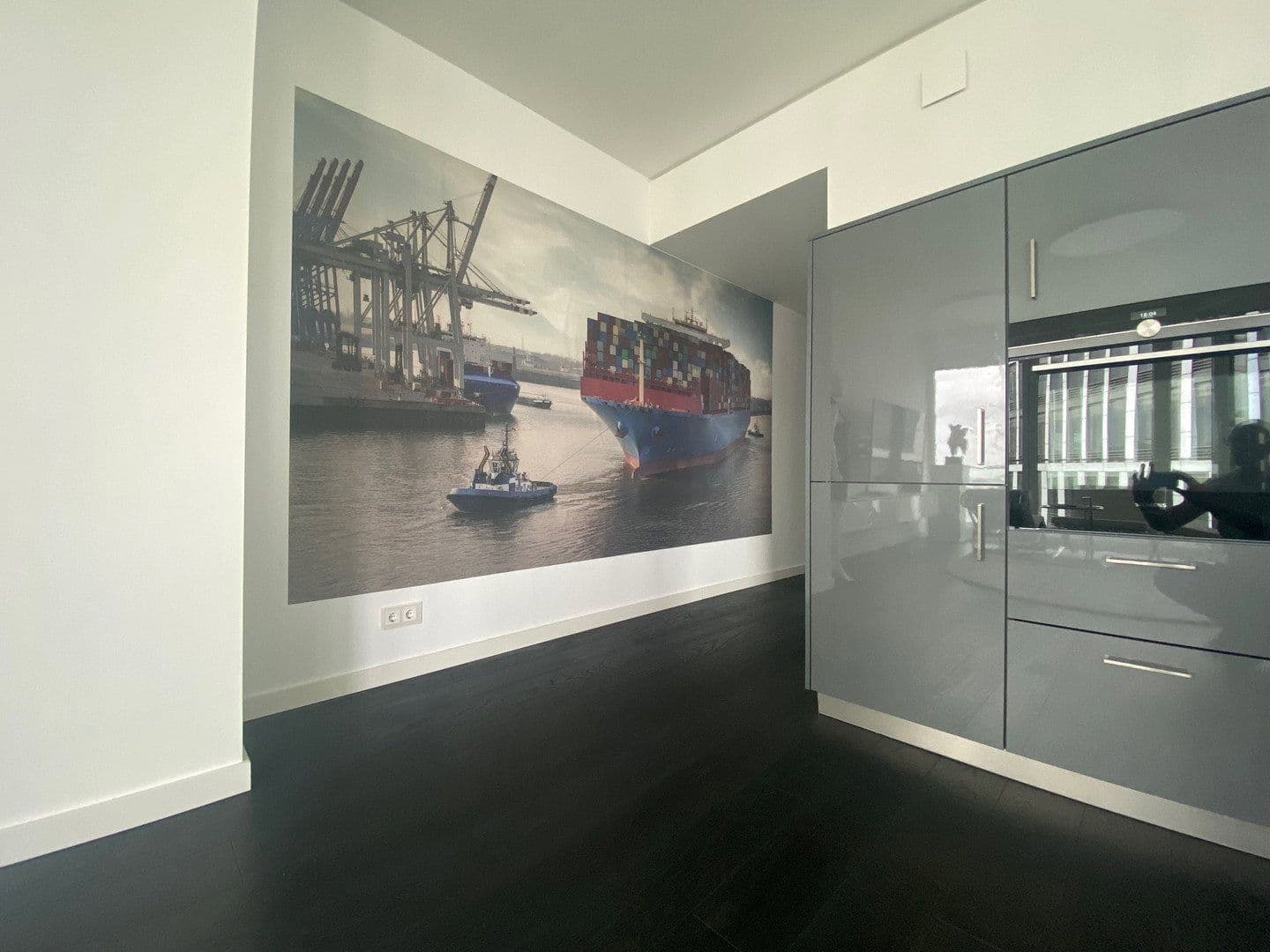 Pronájem bytu 3+1 107 m², Überseeallee 8, Hamburg, Hamburg Pronájem bytu 3+1 107 m², Überseeallee 8, Hamburg, Hamburg