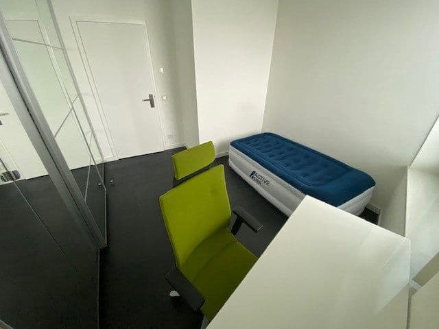 Pronájem bytu 3+1 107 m², Überseeallee 8, Hamburg, Hamburg Pronájem bytu 3+1 107 m², Überseeallee 8, Hamburg, Hamburg