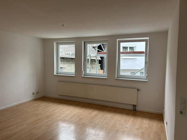 Pronájem bytu 2+1 56 m², Eningen unter Achalm, Bádensko-Württembersko Pronájem bytu 2+1 56 m², Eningen unter Achalm, Bádensko-Württembersko