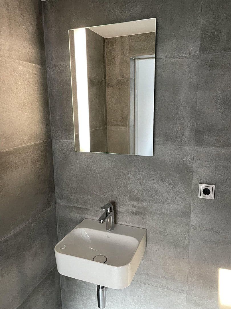 Pronájem bytu 4+1 100 m², Hannover, Dolní Sasko Pronájem bytu 4+1 100 m², Hannover, Dolní Sasko