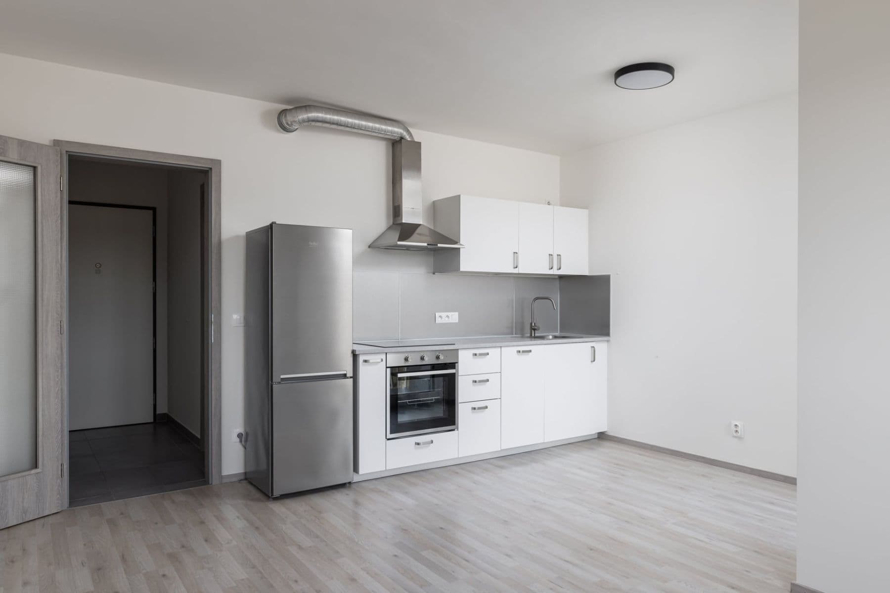 Pronájem bytu 1+kk 33 m², Strnadových, Praha, Praha Pronájem bytu 1+kk 33 m², Strnadových, Praha, Praha