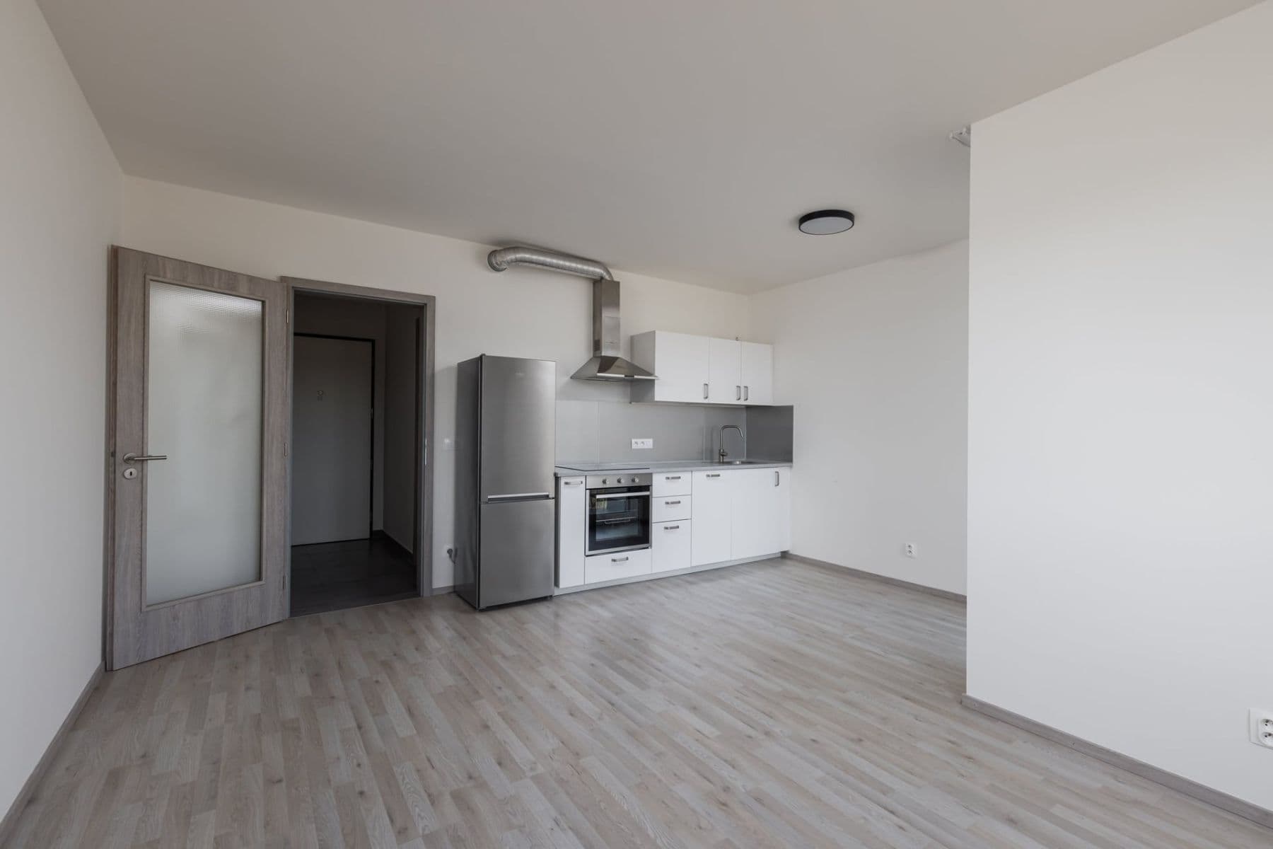 Pronájem bytu 1+kk 33 m², Strnadových, Praha, Praha Pronájem bytu 1+kk 33 m², Strnadových, Praha, Praha