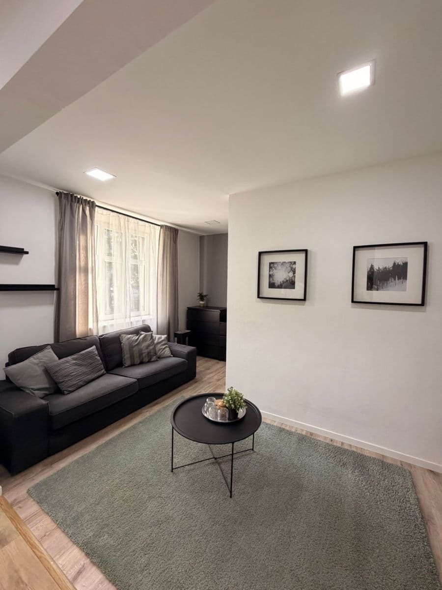 Prodej bytu 2+kk 50 m², Vorlova, Beroun, Středočeský kraj Prodej bytu 2+kk 50 m², Vorlova, Beroun, Středočeský kraj