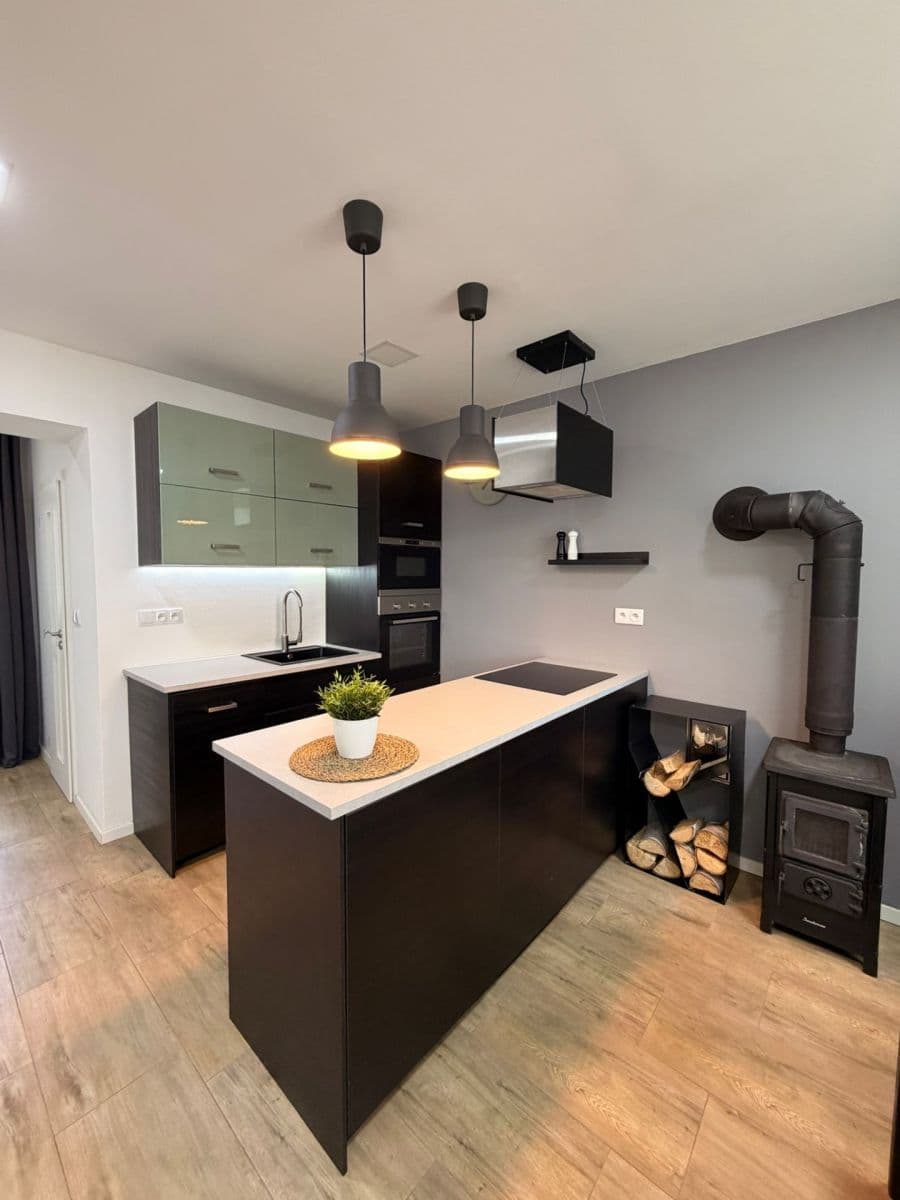 Prodej bytu 2+kk 50 m², Vorlova, Beroun, Středočeský kraj Prodej bytu 2+kk 50 m², Vorlova, Beroun, Středočeský kraj