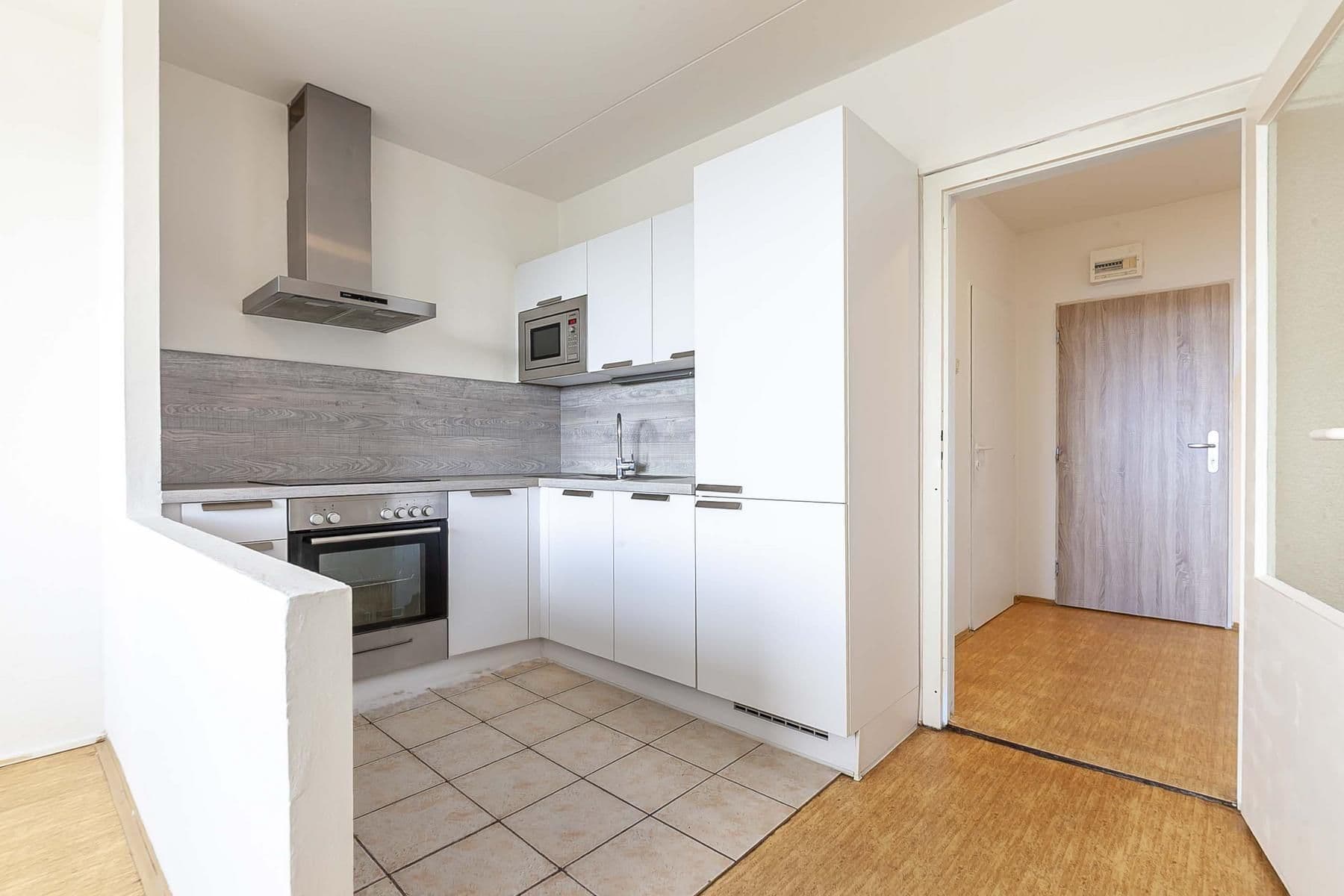 Prodej bytu 2+kk 45 m², Roškotova, Praha, Praha Prodej bytu 2+kk 45 m², Roškotova, Praha, Praha