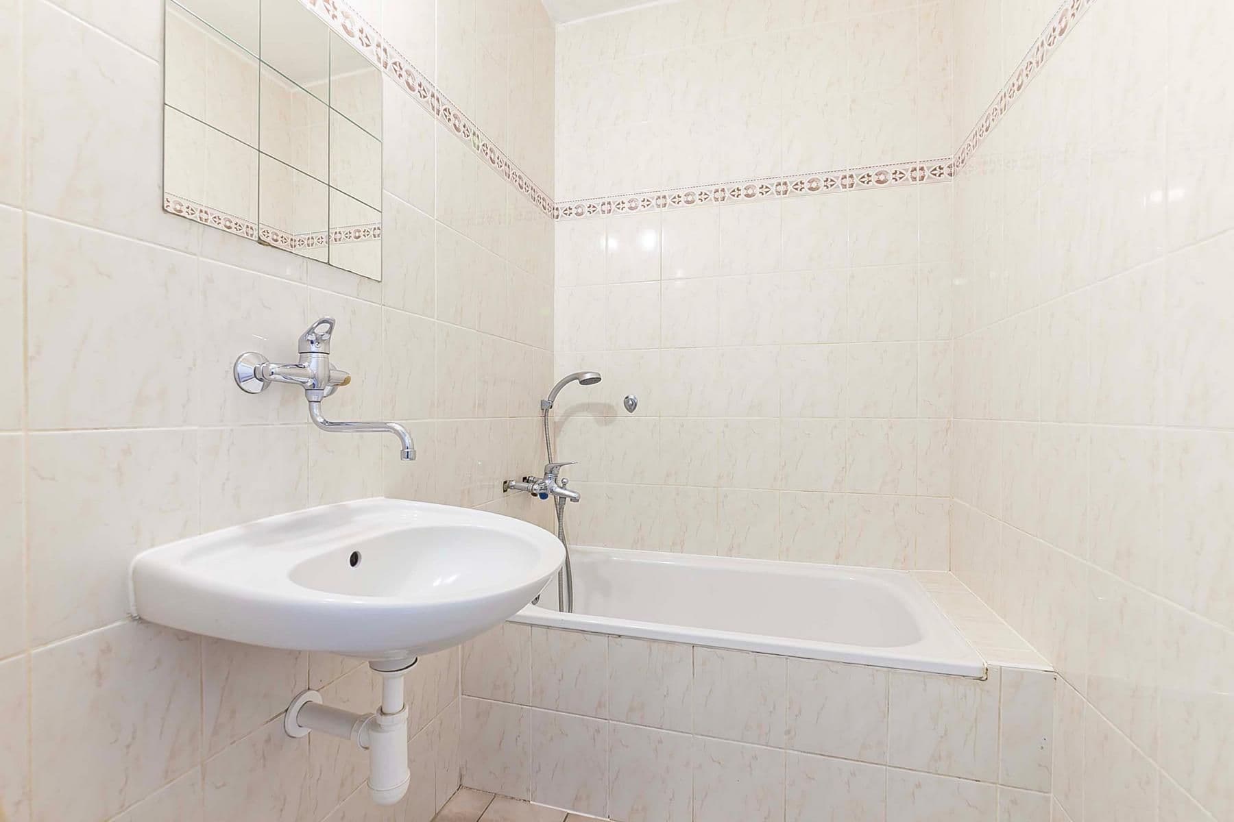 Prodej bytu 2+kk 45 m², Roškotova, Praha, Praha Prodej bytu 2+kk 45 m², Roškotova, Praha, Praha