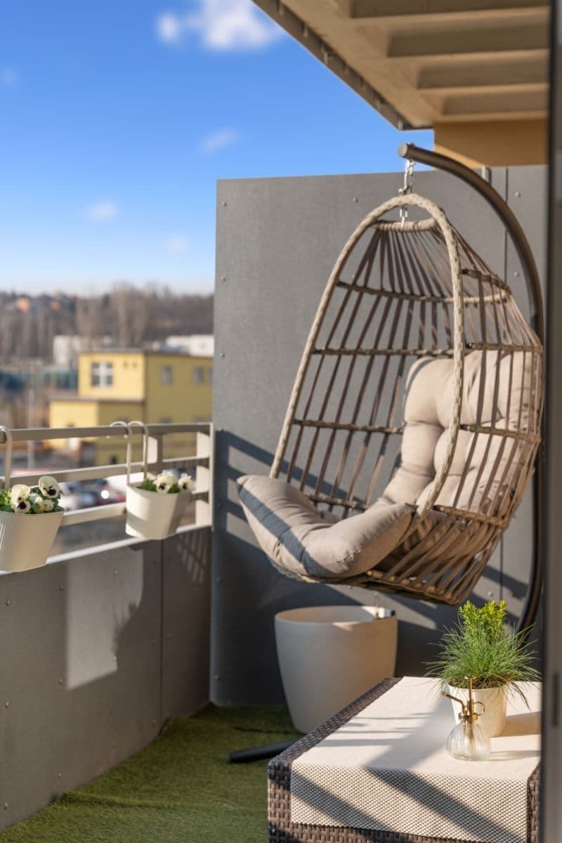 Pronájem bytu 2+kk 60 m², Svatošových, Praha, Praha Pronájem bytu 2+kk 60 m², Svatošových, Praha, Praha