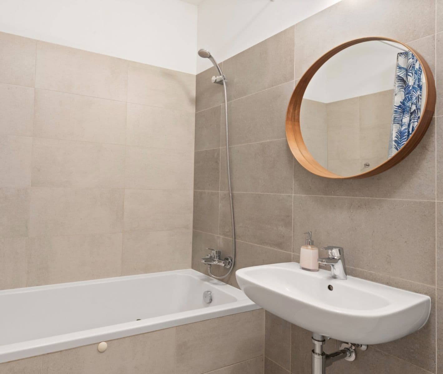Pronájem bytu 2+kk 60 m², Svatošových, Praha, Praha Pronájem bytu 2+kk 60 m², Svatošových, Praha, Praha
