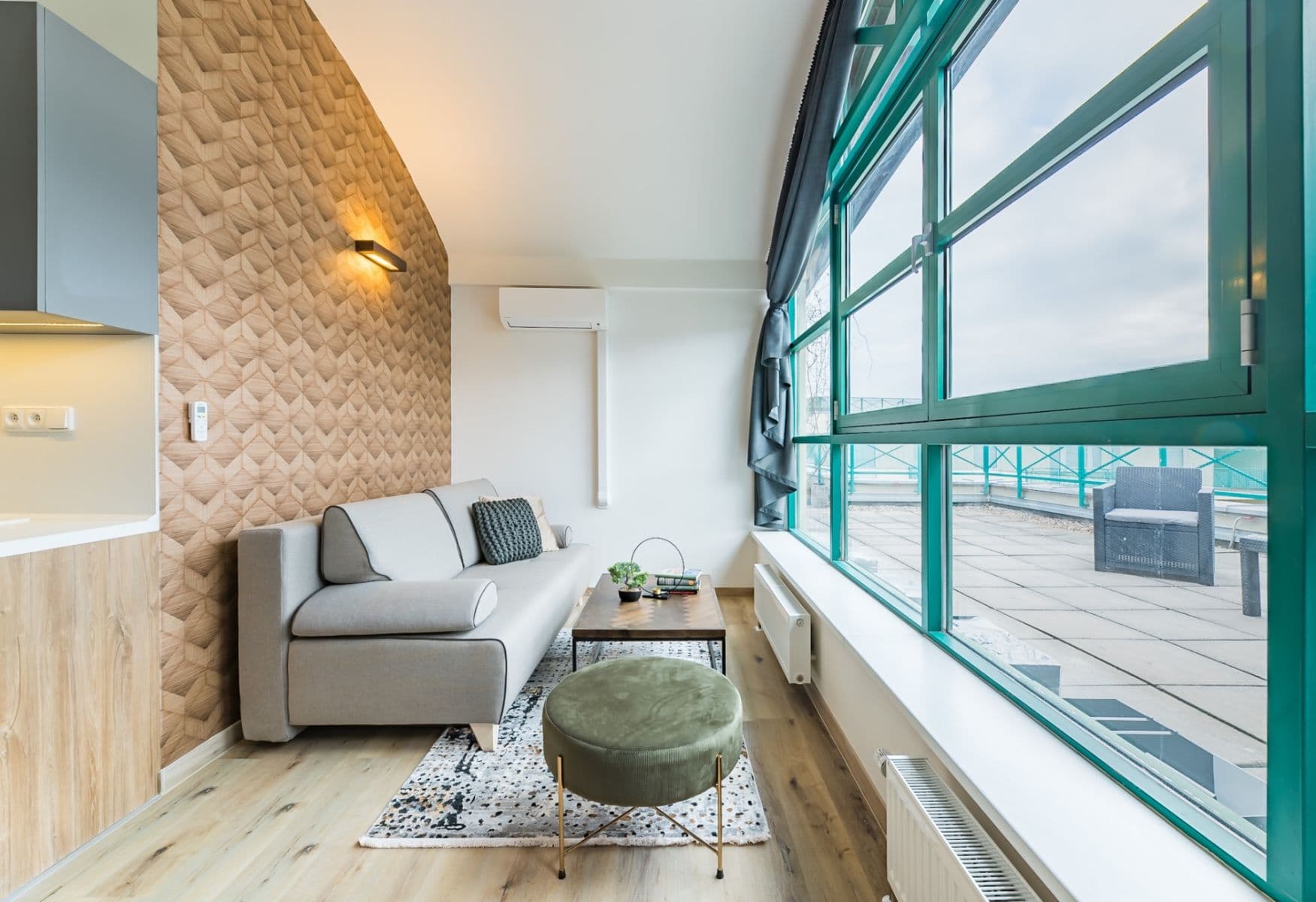 Pronájem bytu 1+kk 50 m², V Kapslovně, Praha, Praha Pronájem bytu 1+kk 50 m², V Kapslovně, Praha, Praha