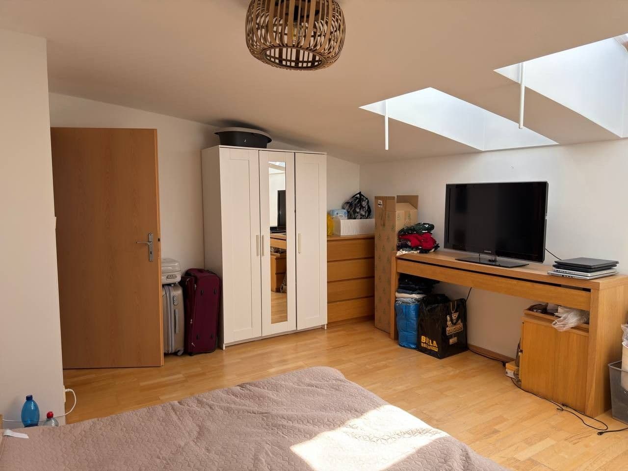 Pronájem bytu 2+kk 68 m², Petrohradská, Praha, Praha Pronájem bytu 2+kk 68 m², Petrohradská, Praha, Praha