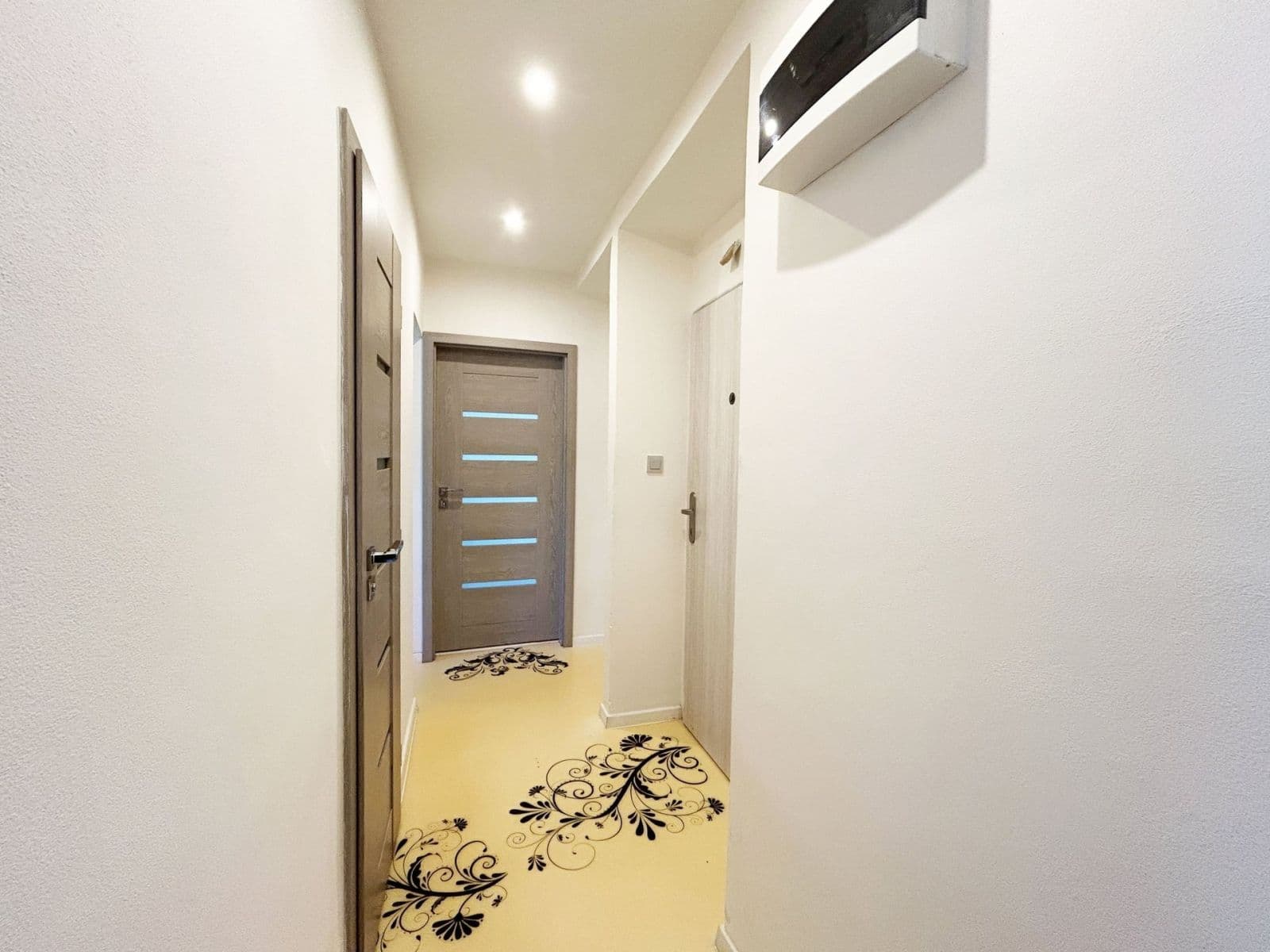 Pronájem bytu 2+1 54 m², Poděbradská, Praha, Praha Pronájem bytu 2+1 54 m², Poděbradská, Praha, Praha