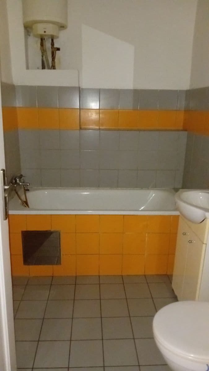 Pronájem nebytového prostoru 42 m², Biskupcova, Praha, Praha Pronájem nebytového prostoru 42 m², Biskupcova, Praha, Praha