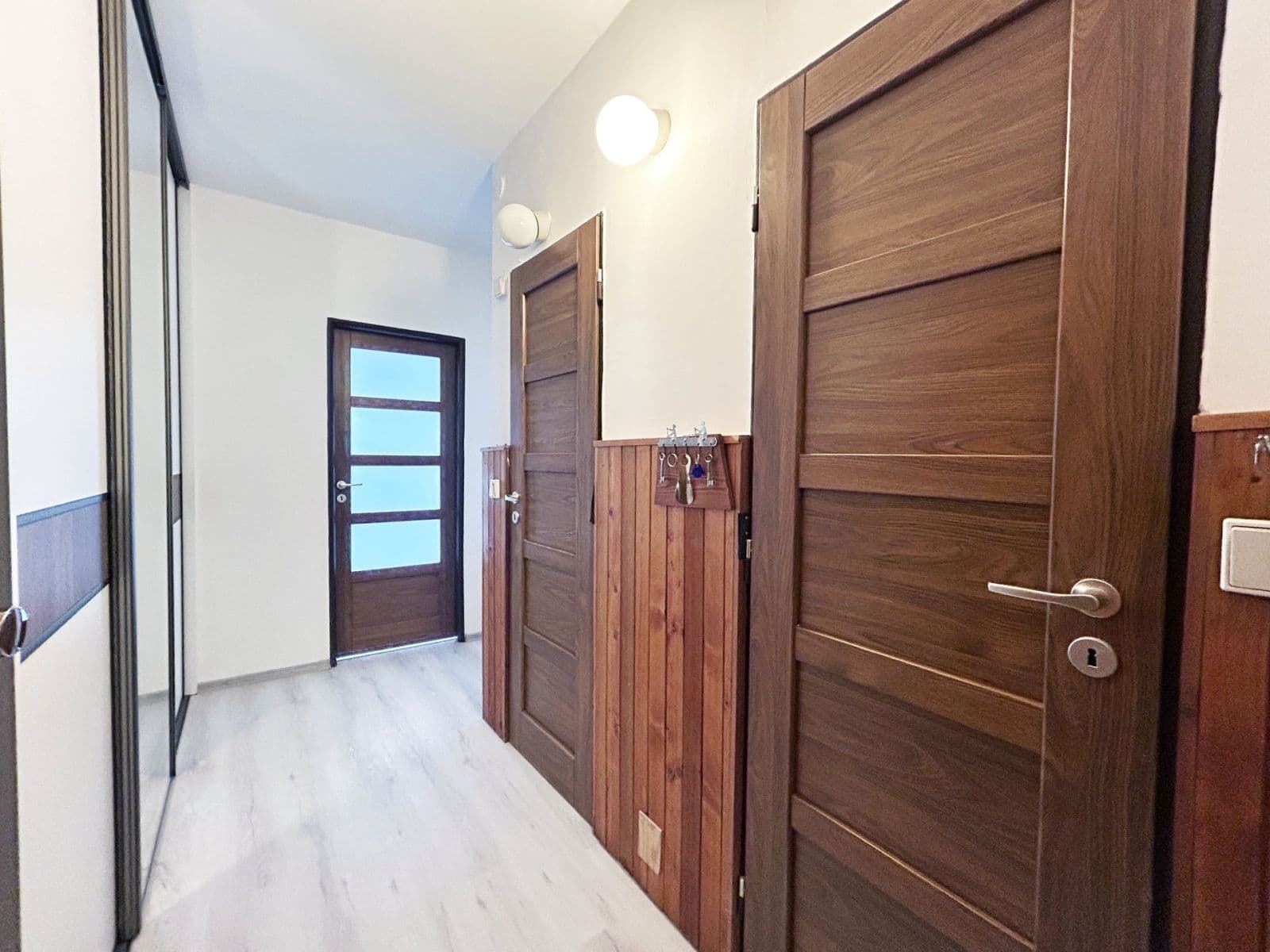 Pronájem bytu 2+kk 46 m², Střekovská, Praha, Praha Pronájem bytu 2+kk 46 m², Střekovská, Praha, Praha