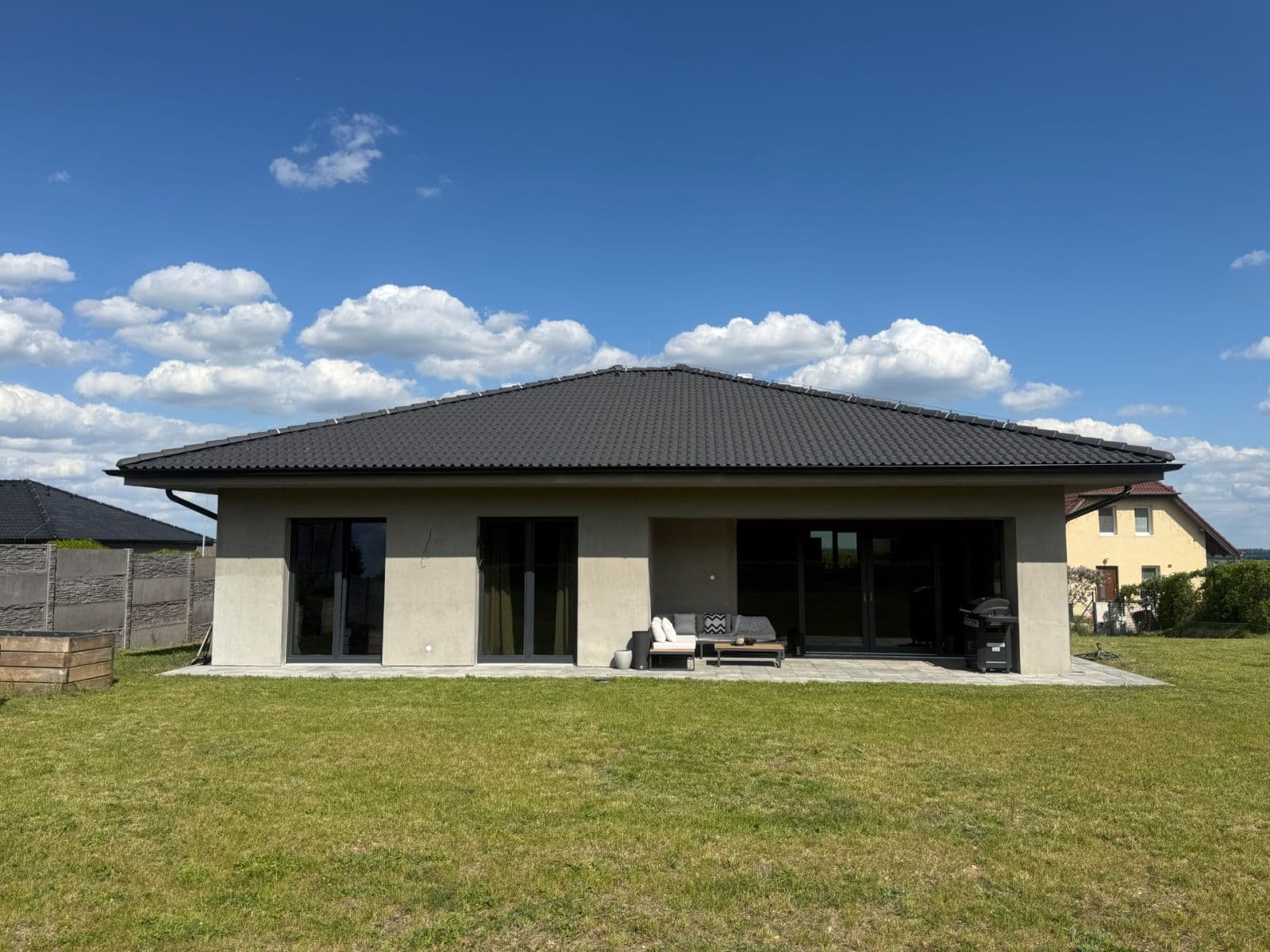 Prodej domu 120 m², pozemek 825 m², Dřínov, Středočeský kraj Prodej domu 120 m², pozemek 825 m², Dřínov, Středočeský kraj