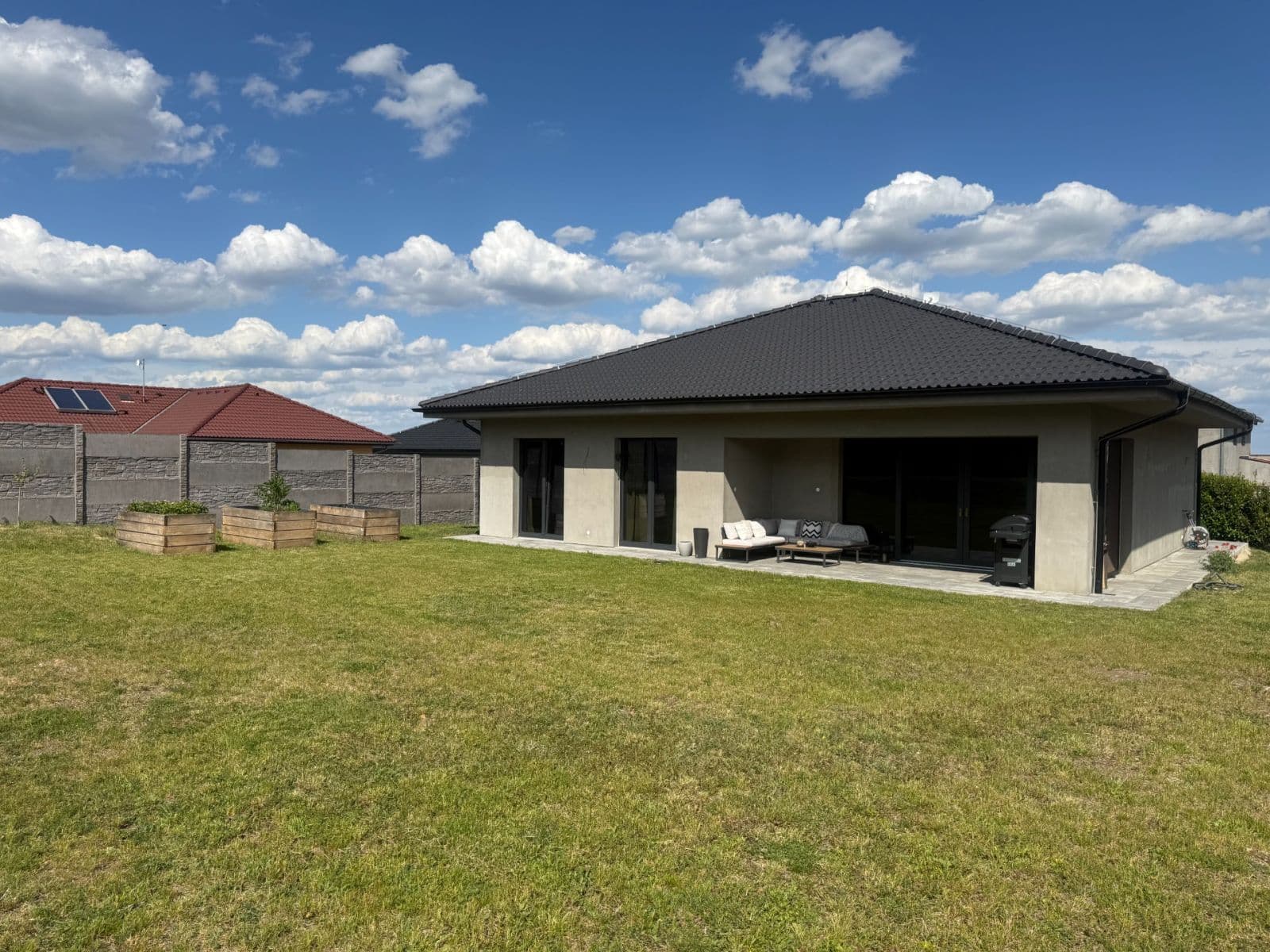 Prodej domu 120 m², pozemek 825 m², Dřínov, Středočeský kraj Prodej domu 120 m², pozemek 825 m², Dřínov, Středočeský kraj