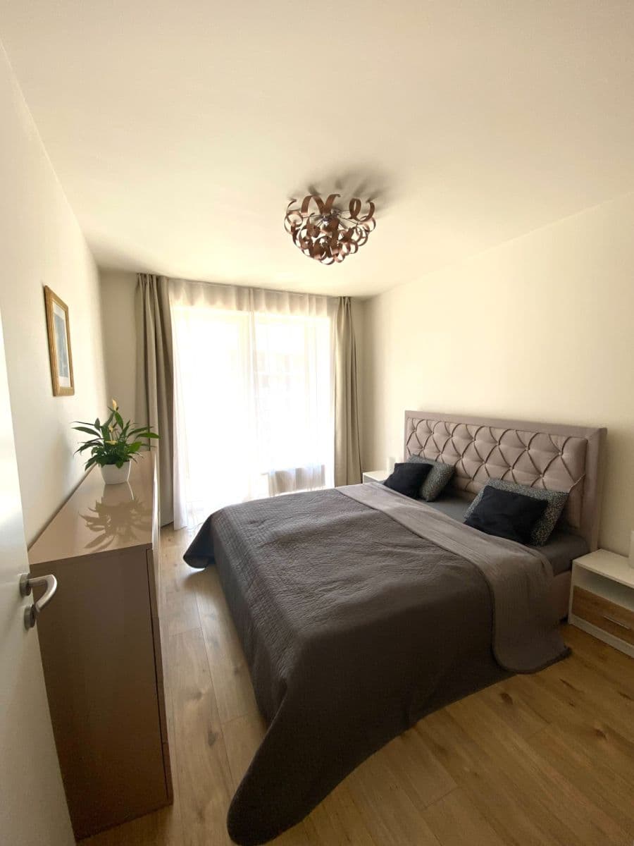 Prodej bytu 2+1 60 m², Béžová, Petržalka, Bratislavský kraj Prodej bytu 2+1 60 m², Béžová, Petržalka, Bratislavský kraj