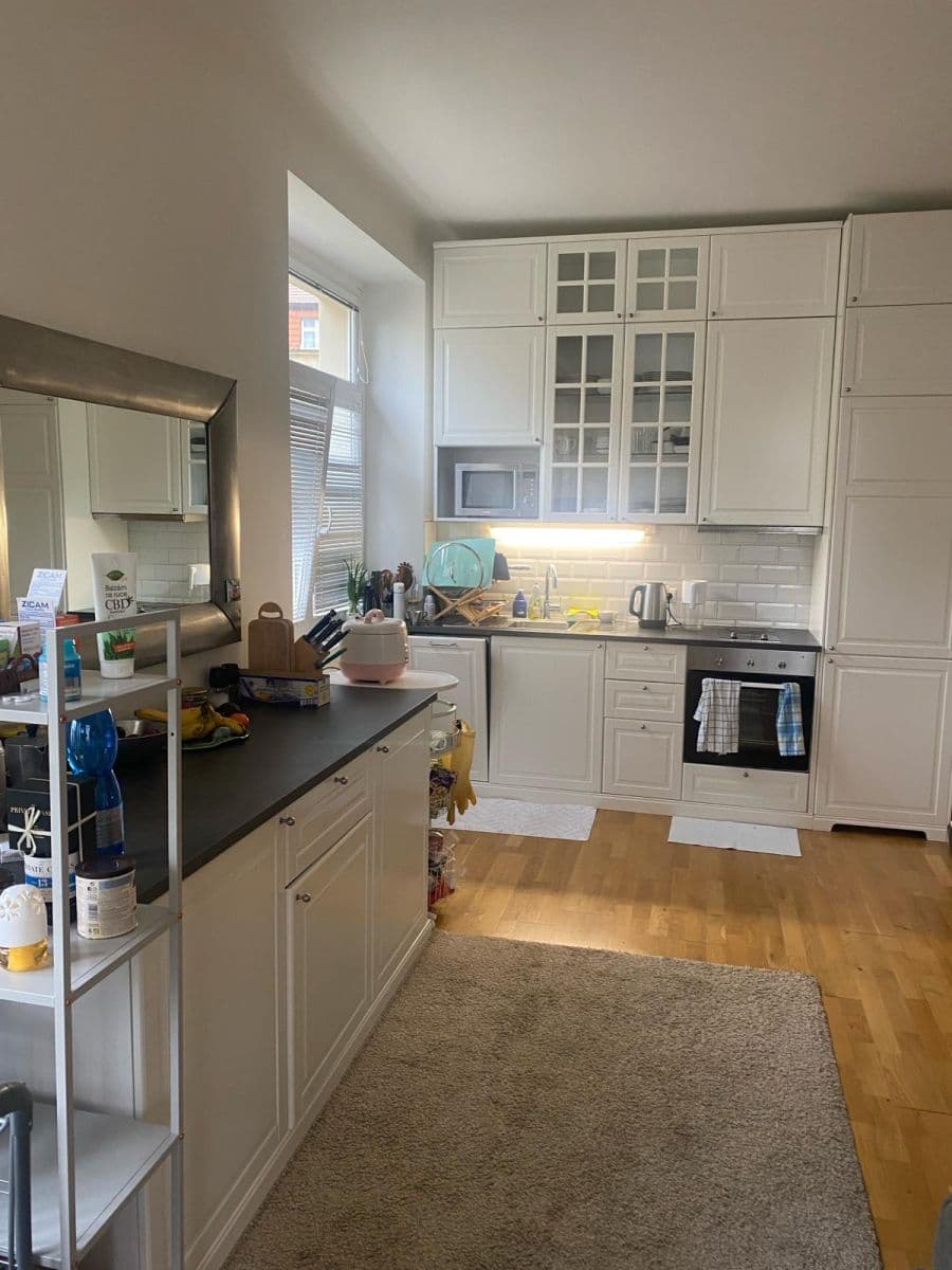 Pronájem bytu 1+1 75 m², Pod Hájem, Praha, Praha Pronájem bytu 1+1 75 m², Pod Hájem, Praha, Praha