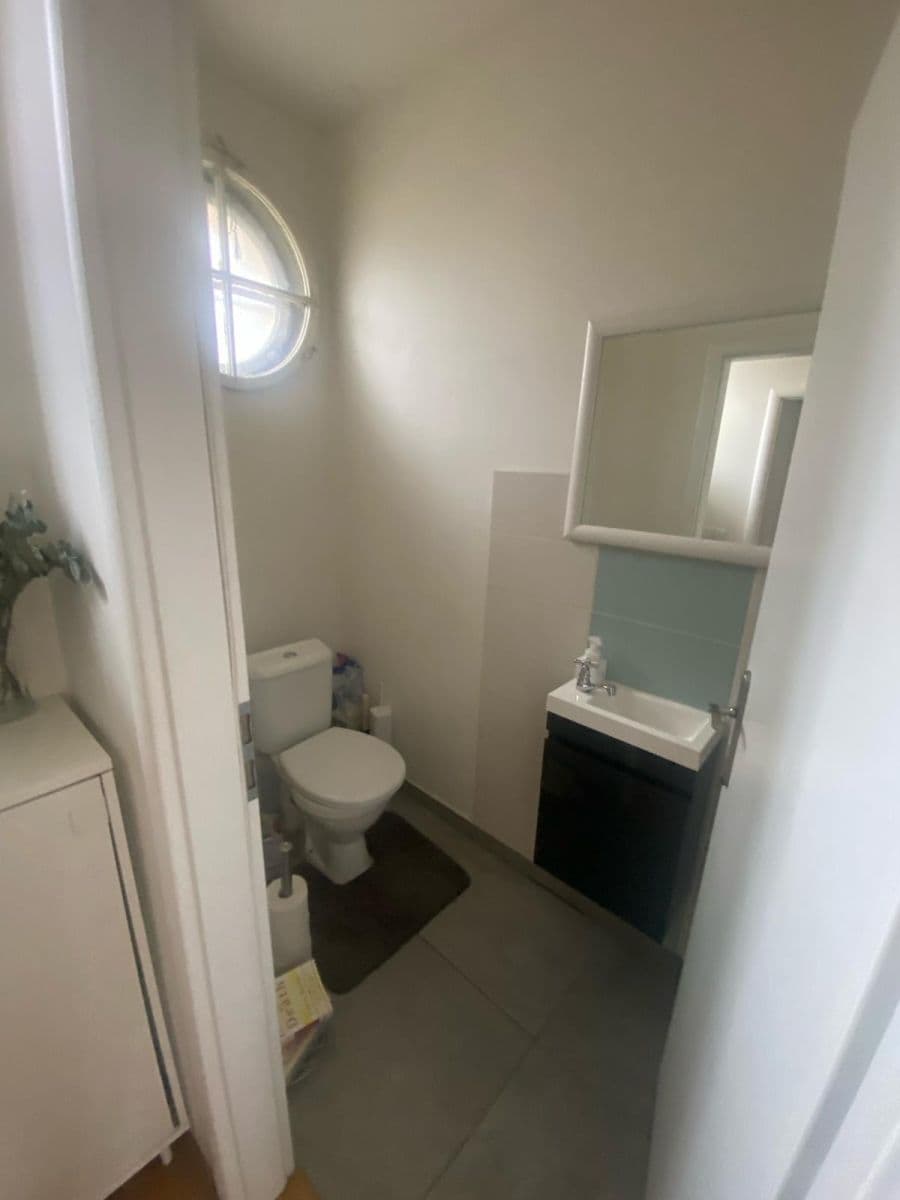Pronájem bytu 1+1 75 m², Pod Hájem, Praha, Praha Pronájem bytu 1+1 75 m², Pod Hájem, Praha, Praha