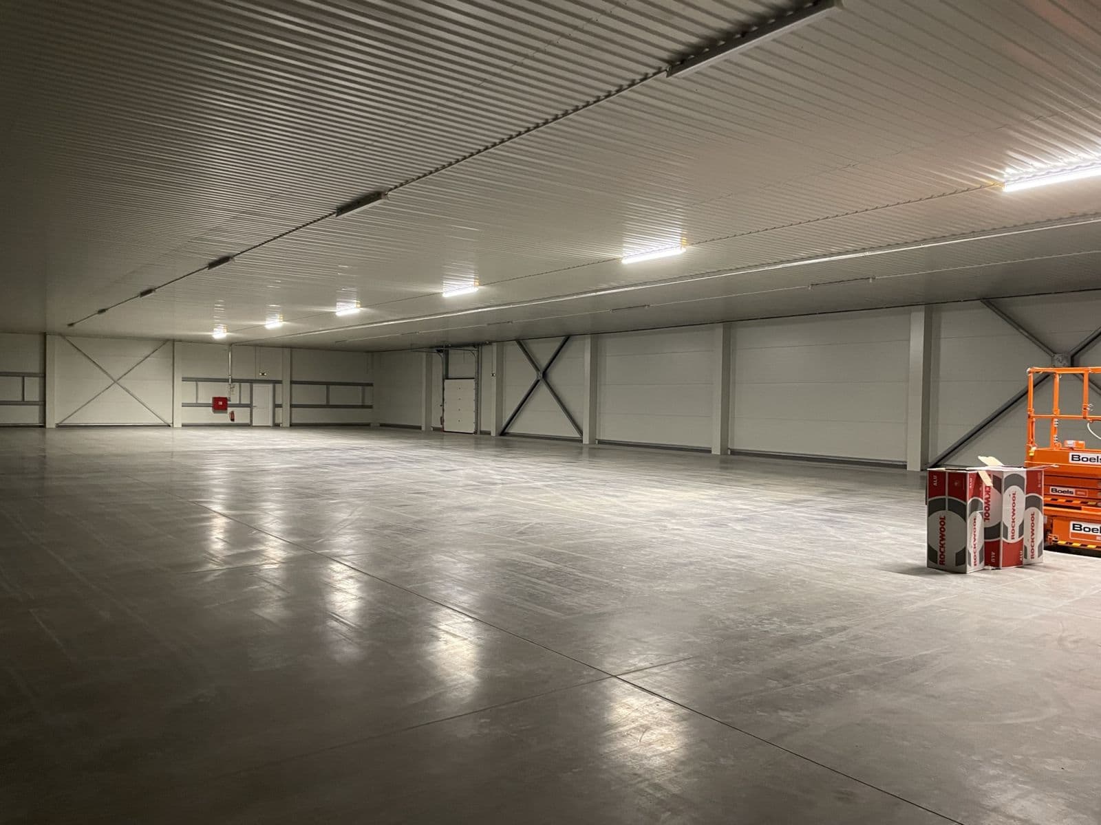 Pronájem nebytového prostoru 1.890 m², Hlavní, Herink, Středočeský kraj Pronájem nebytového prostoru 1.890 m², Hlavní, Herink, Středočeský kraj