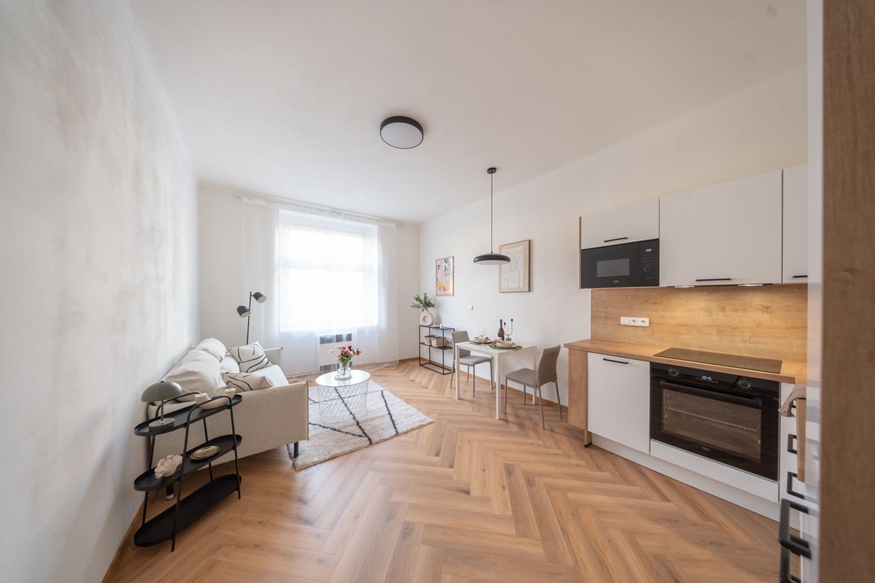 Pronájem bytu 2+kk 50 m², Jaromírova, Praha, Praha Pronájem bytu 2+kk 50 m², Jaromírova, Praha, Praha