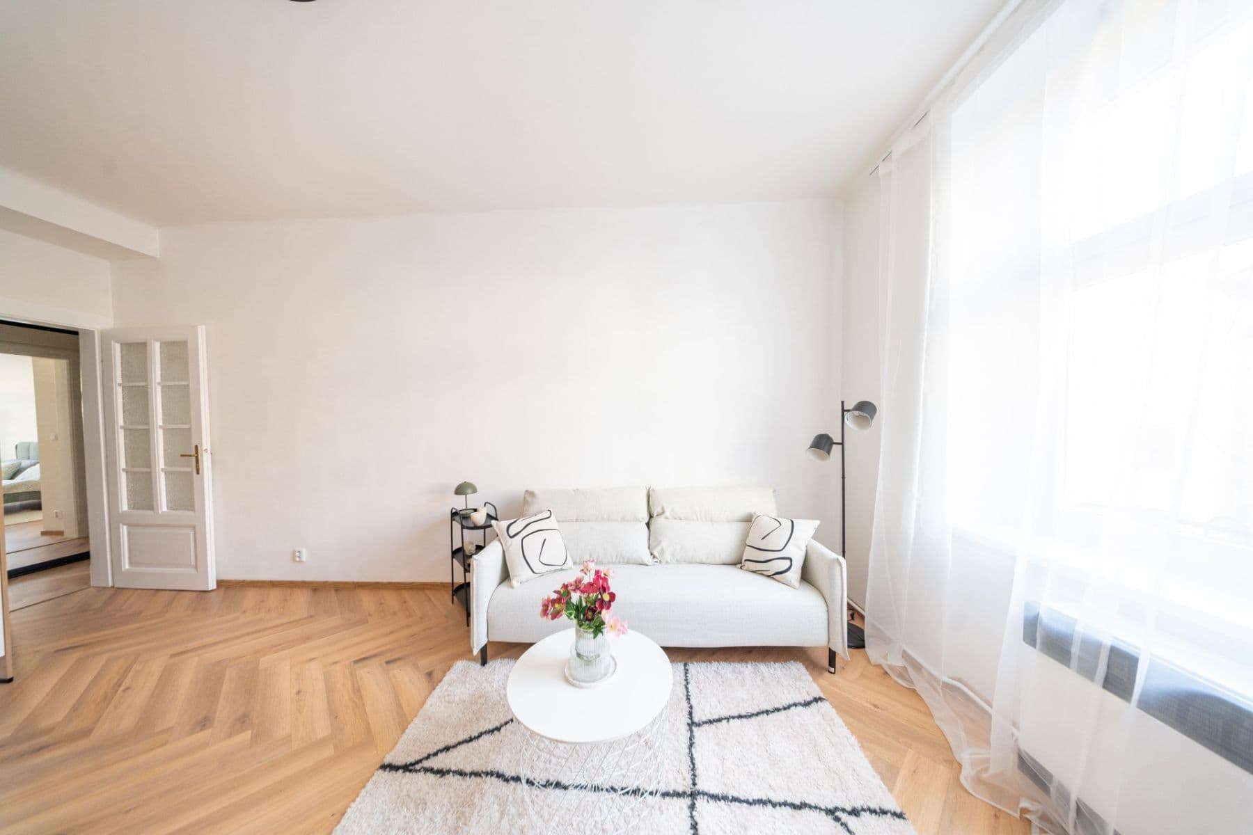Pronájem bytu 2+kk 50 m², Jaromírova, Praha, Praha Pronájem bytu 2+kk 50 m², Jaromírova, Praha, Praha