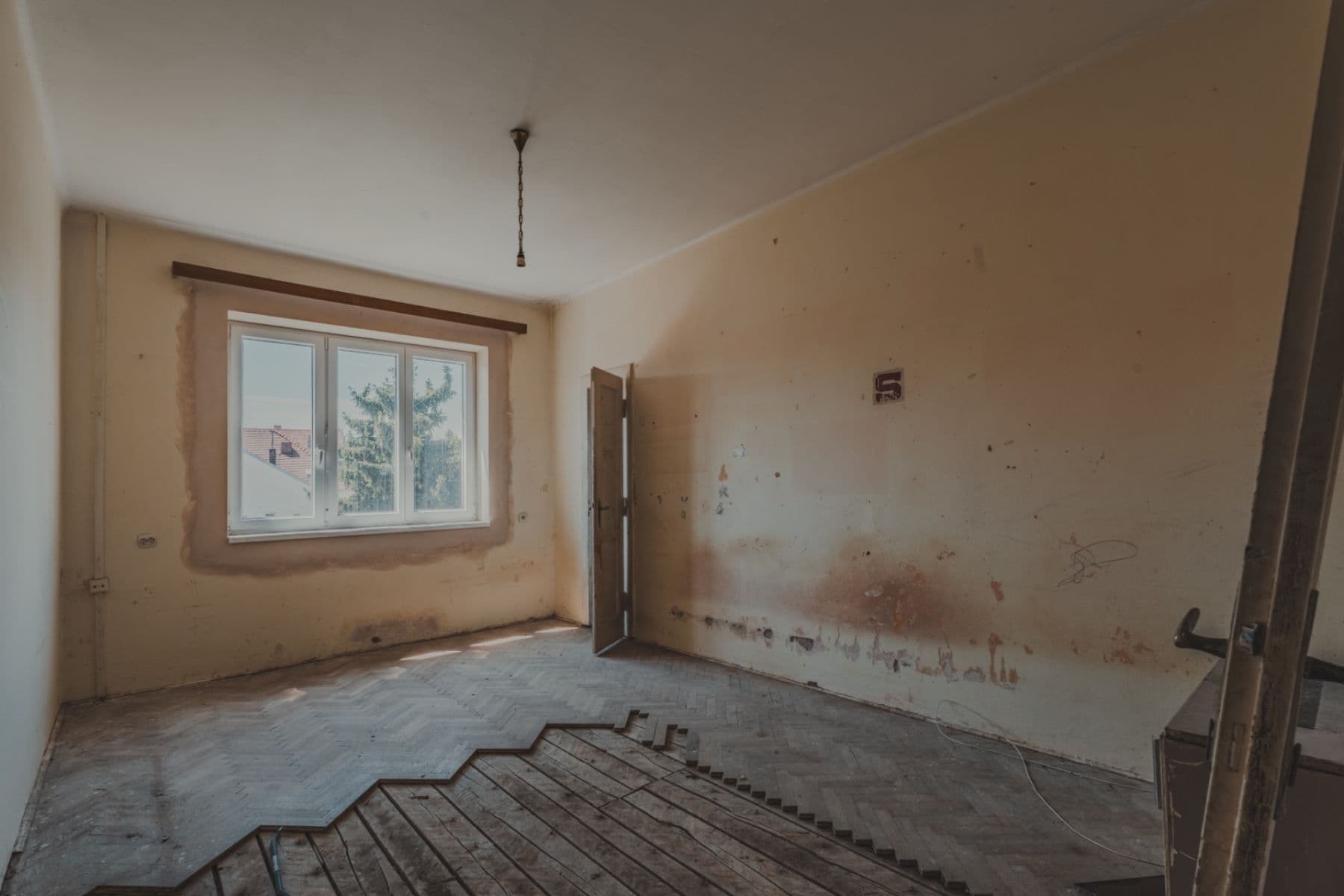 Prodej bytu 4+1 116 m², Na Valech, Poděbrady, Středočeský kraj Prodej bytu 4+1 116 m², Na Valech, Poděbrady, Středočeský kraj