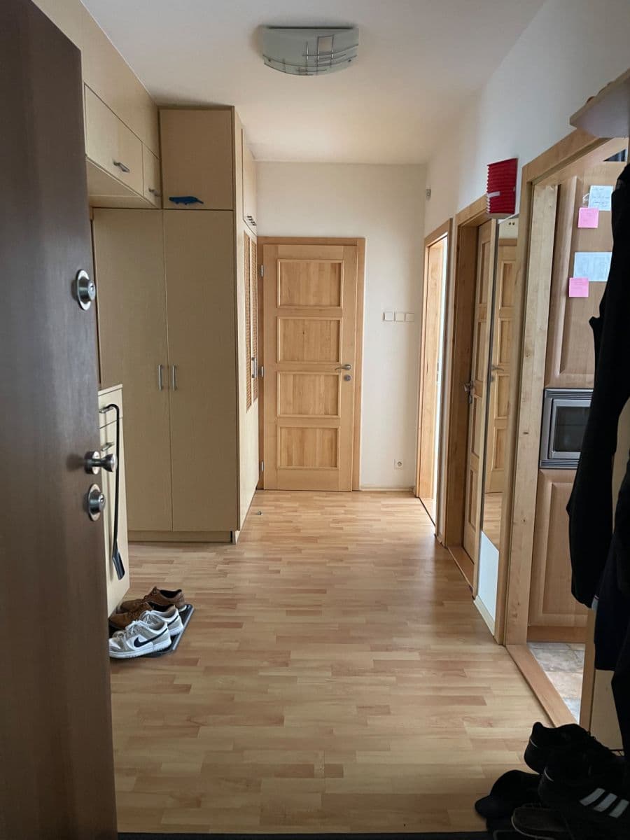 Pronájem bytu 3+1 88 m², Kladivova, Brno, Jihomoravský kraj Pronájem bytu 3+1 88 m², Kladivova, Brno, Jihomoravský kraj