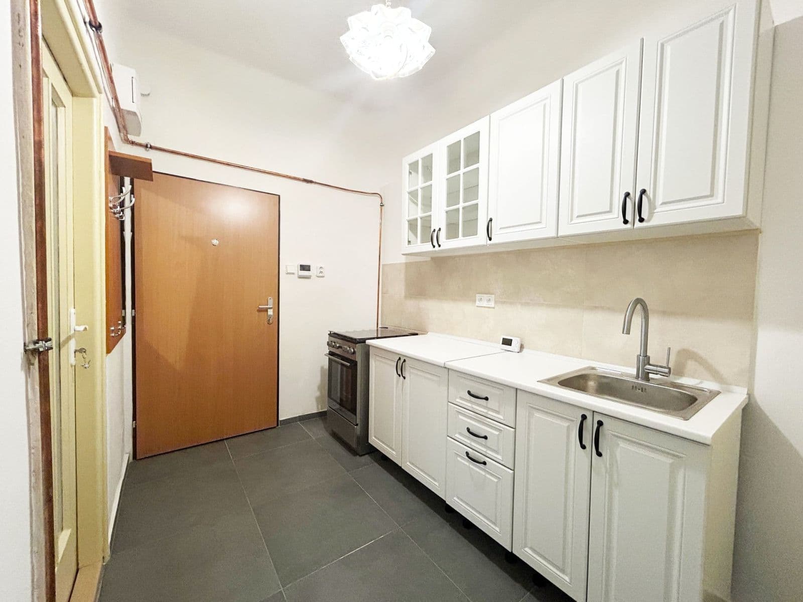 Pronájem bytu 2+kk 50 m², Vlastislavova, Praha, Praha Pronájem bytu 2+kk 50 m², Vlastislavova, Praha, Praha