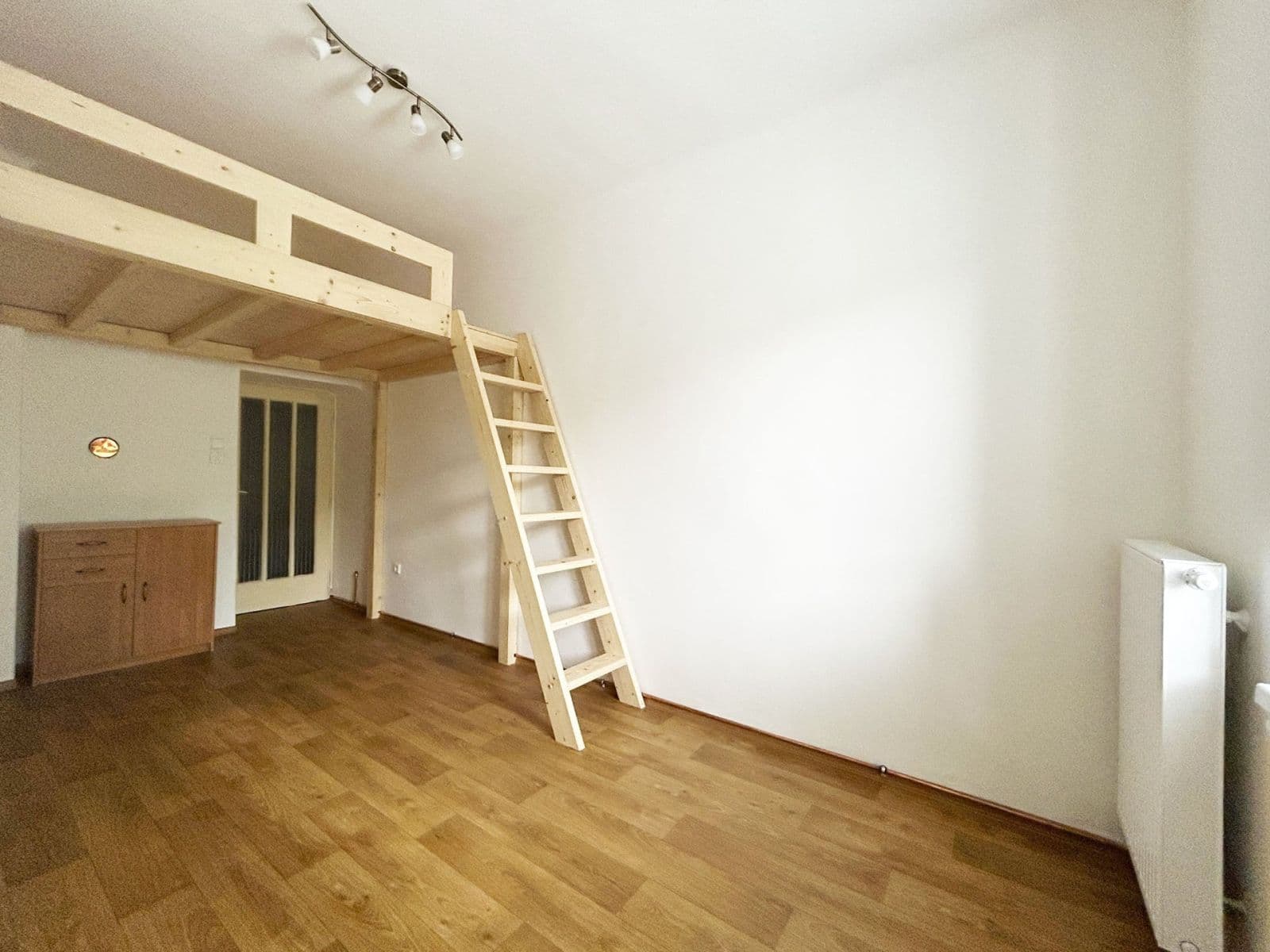 Pronájem bytu 2+kk 50 m², Vlastislavova, Praha, Praha Pronájem bytu 2+kk 50 m², Vlastislavova, Praha, Praha