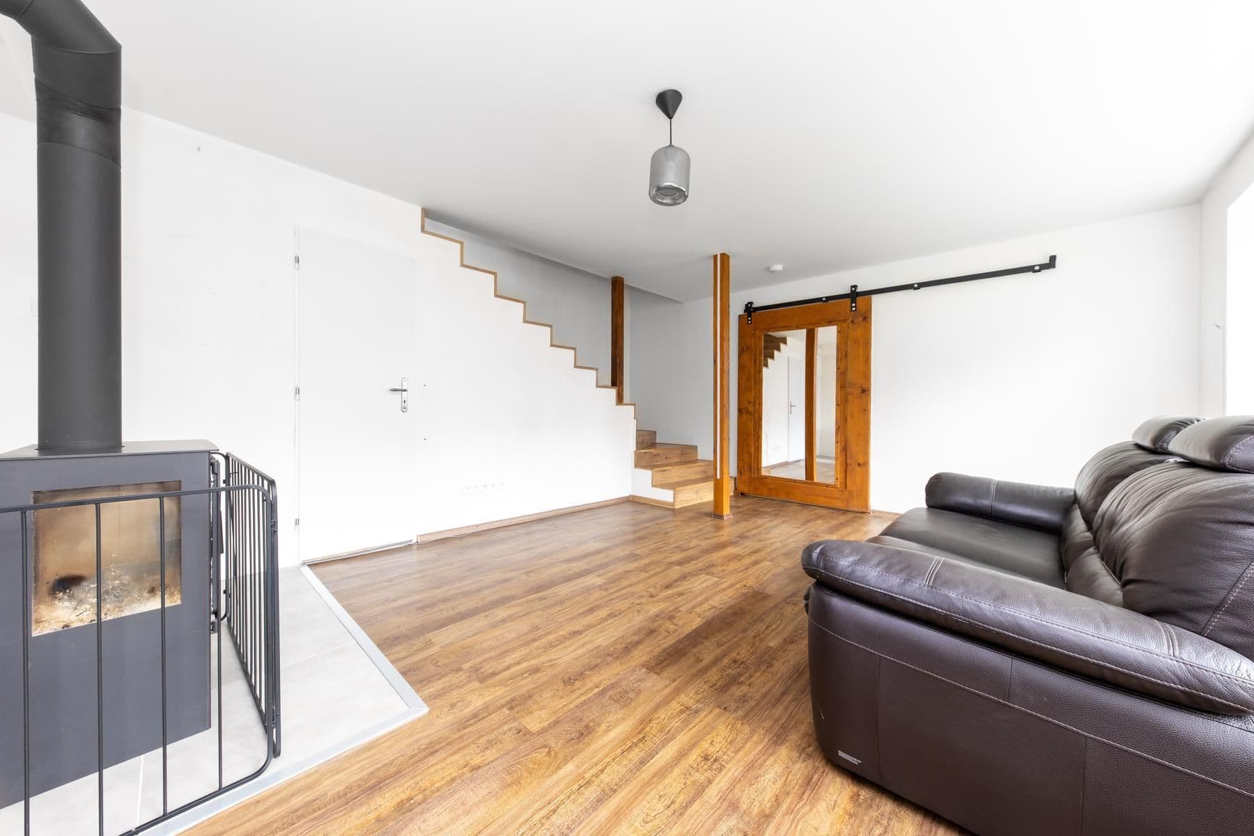 Prodej domu 180 m², pozemek 522 m², Hněvotín, Olomoucký kraj Prodej domu 180 m², pozemek 522 m², Hněvotín, Olomoucký kraj