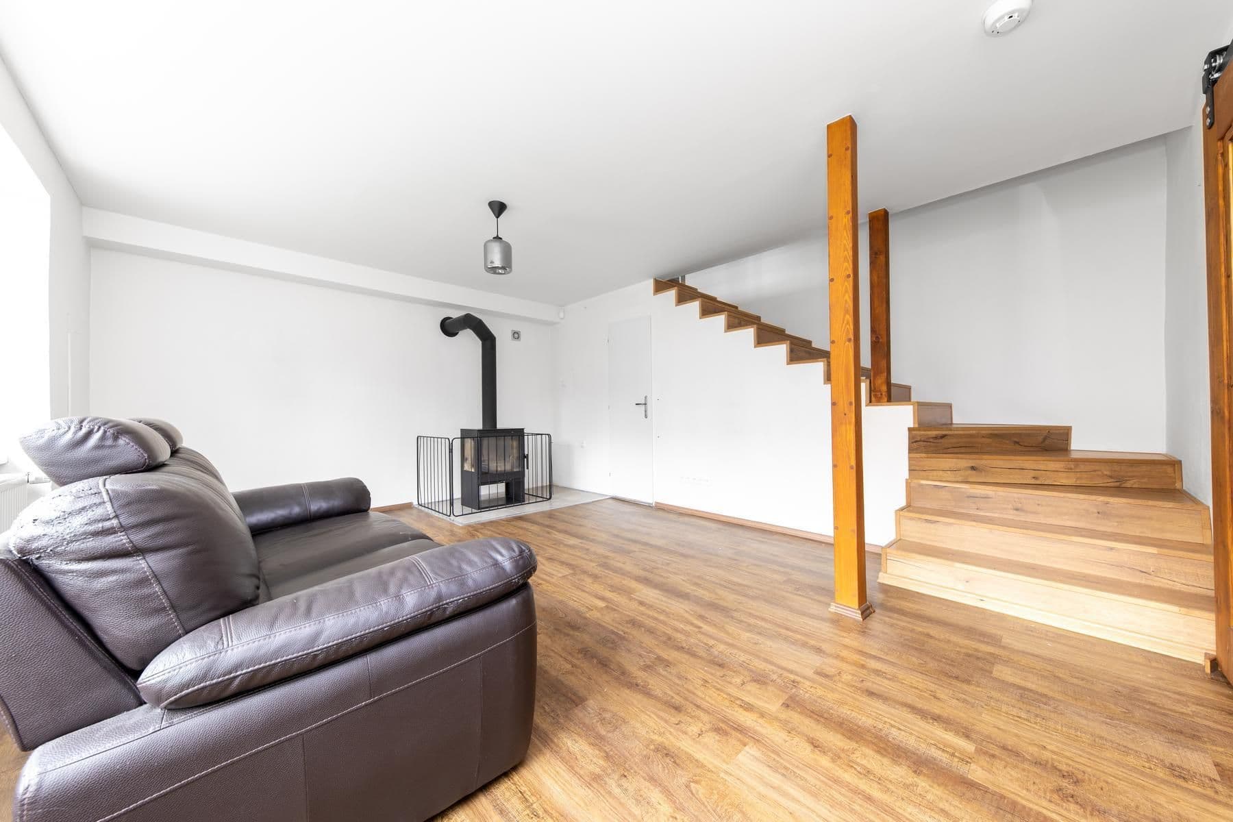 Prodej domu 180 m², pozemek 522 m², Hněvotín, Olomoucký kraj Prodej domu 180 m², pozemek 522 m², Hněvotín, Olomoucký kraj