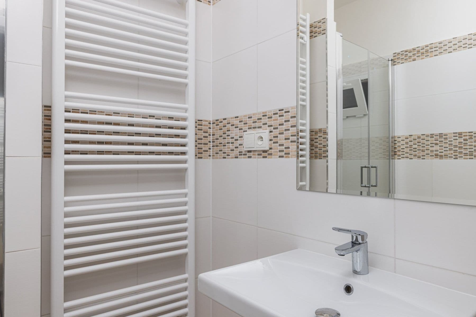 Pronájem bytu 2+kk 47 m², Baranova, Praha, Praha Pronájem bytu 2+kk 47 m², Baranova, Praha, Praha