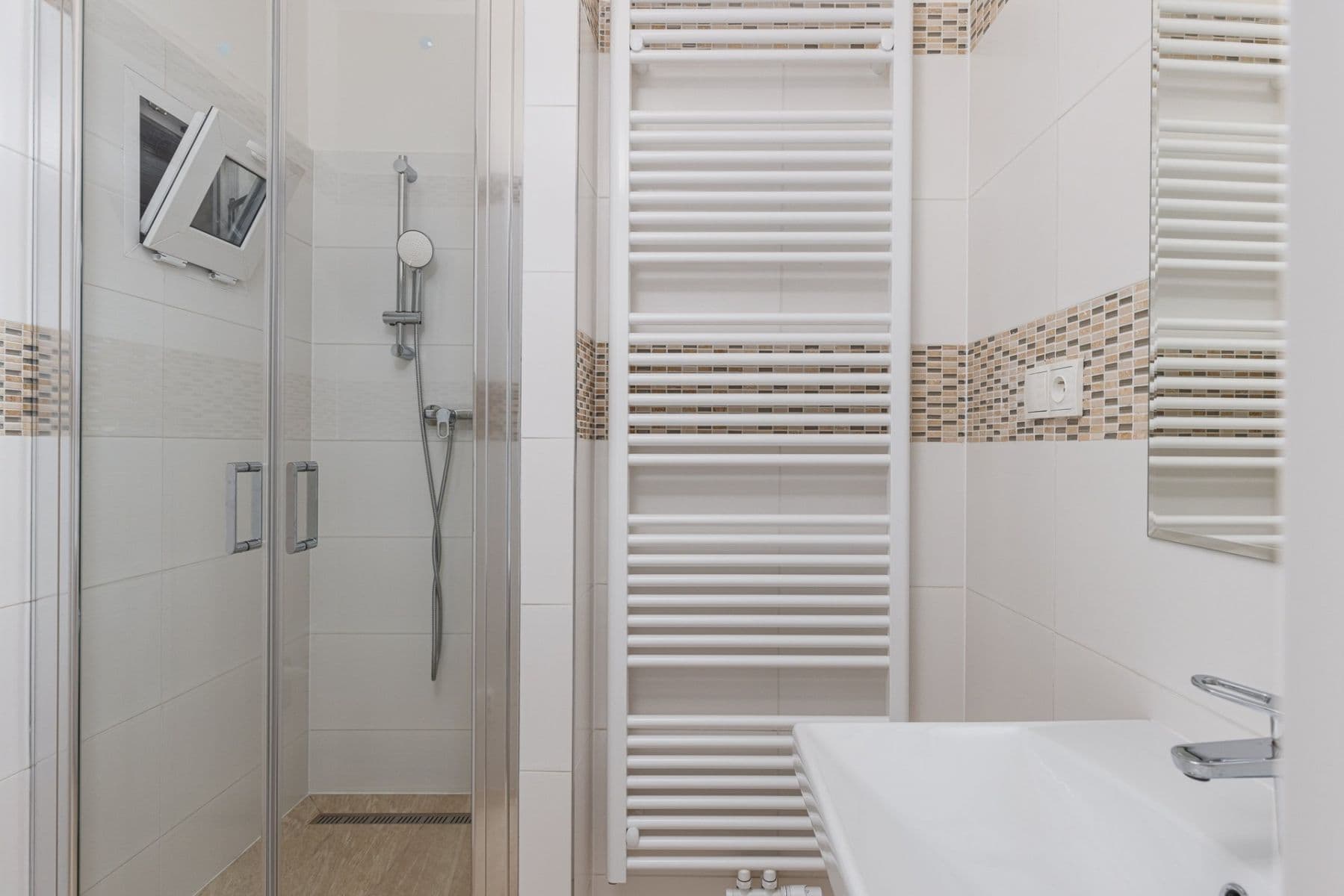 Pronájem bytu 2+kk 47 m², Baranova, Praha, Praha Pronájem bytu 2+kk 47 m², Baranova, Praha, Praha