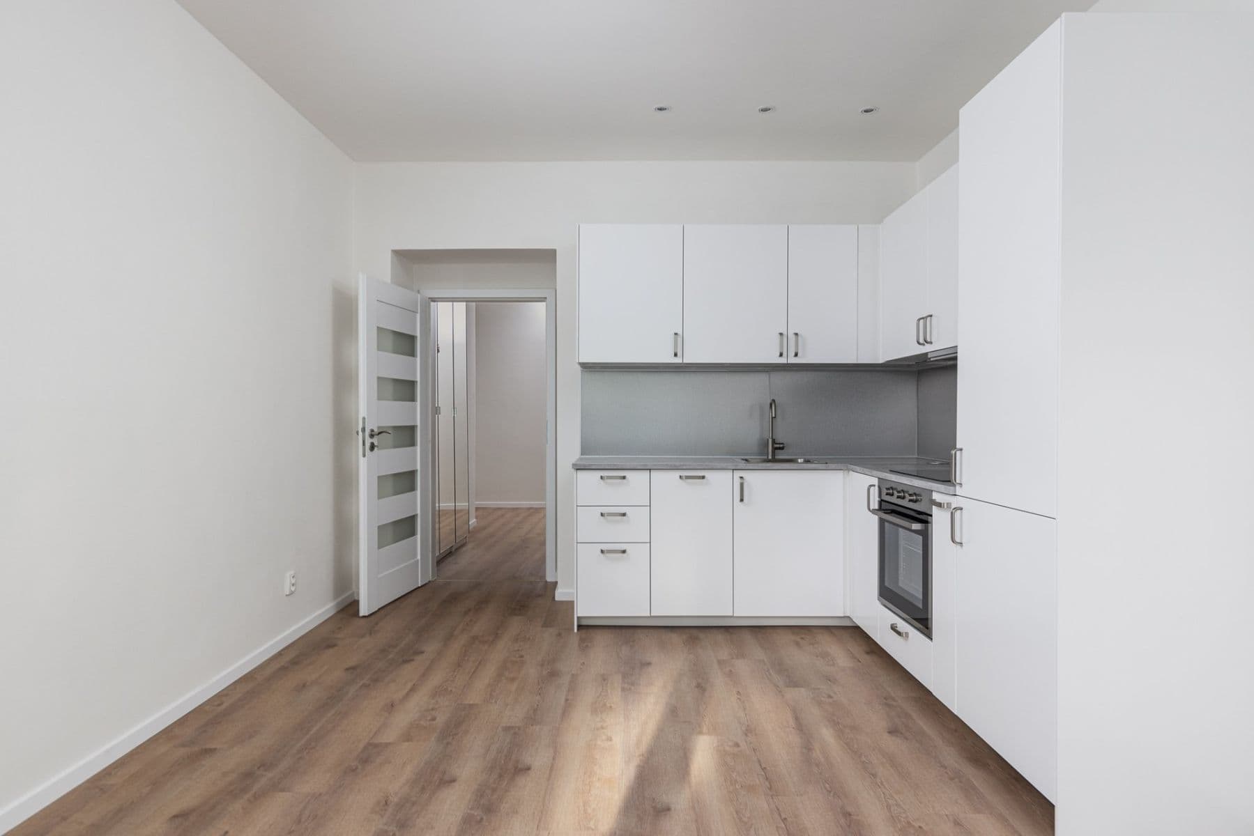 Pronájem bytu 2+kk 47 m², Baranova, Praha, Praha Pronájem bytu 2+kk 47 m², Baranova, Praha, Praha