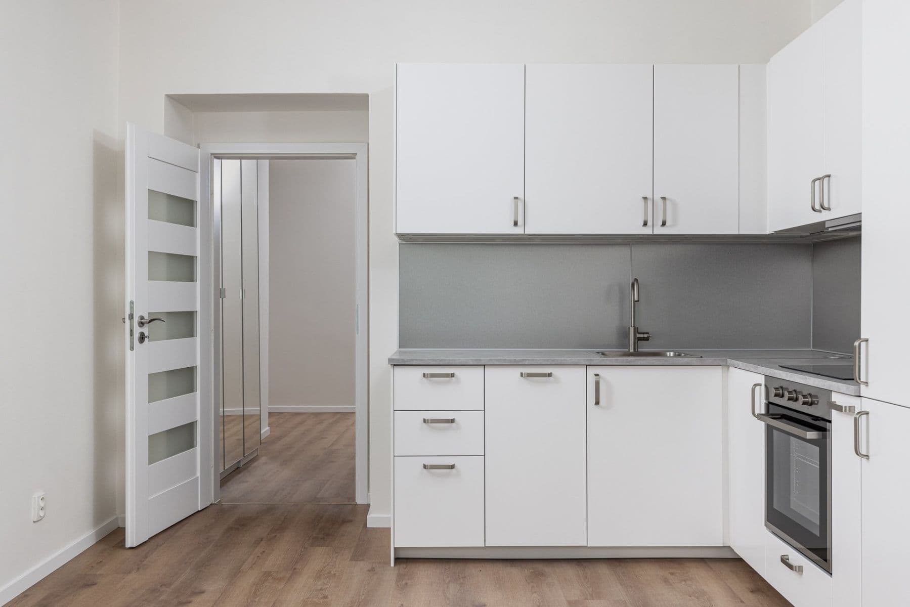 Pronájem bytu 2+kk 47 m², Baranova, Praha, Praha Pronájem bytu 2+kk 47 m², Baranova, Praha, Praha