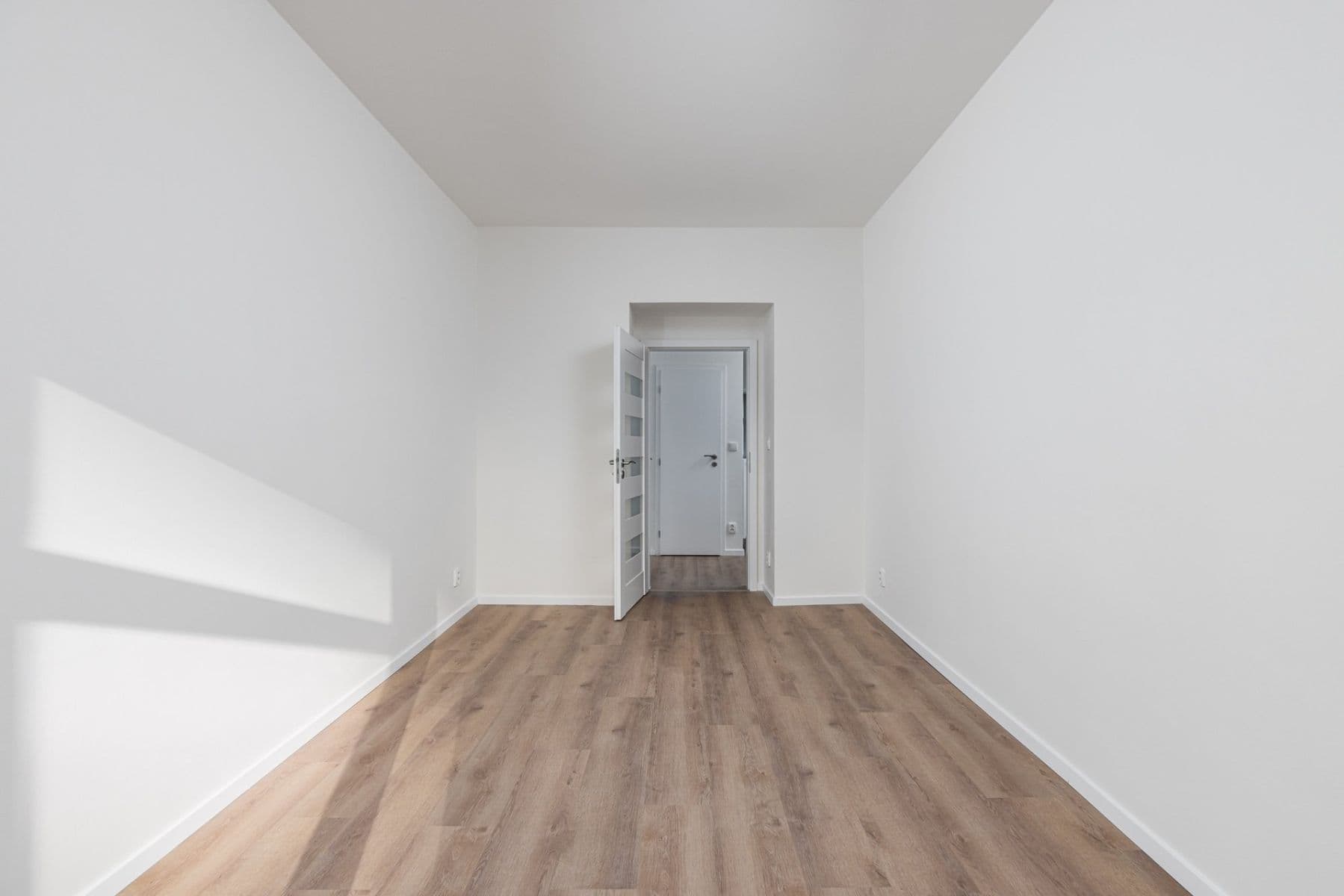 Pronájem bytu 2+kk 47 m², Baranova, Praha, Praha Pronájem bytu 2+kk 47 m², Baranova, Praha, Praha
