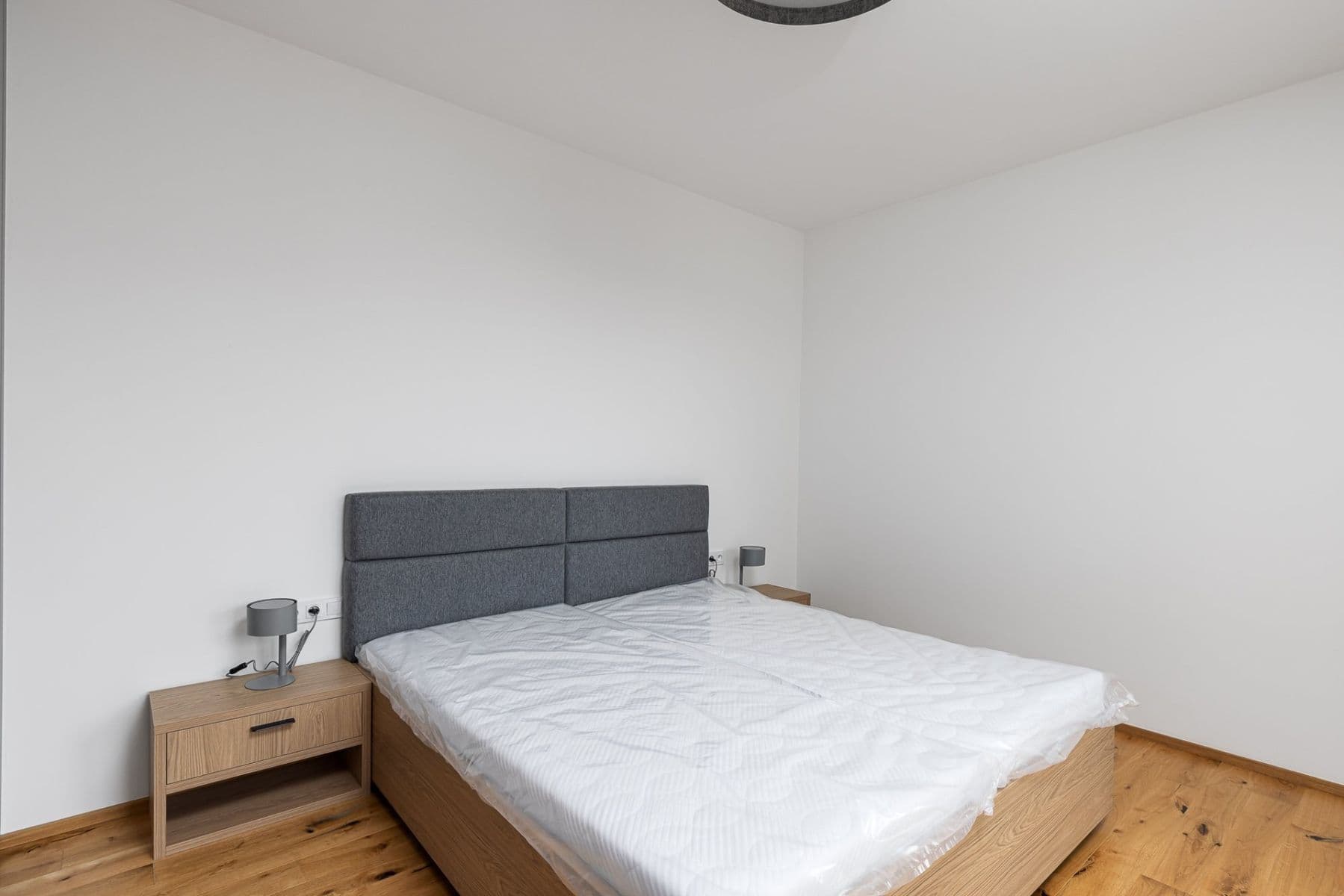 Pronájem bytu 2+kk 58 m², Mužíkova, Praha, Praha Pronájem bytu 2+kk 58 m², Mužíkova, Praha, Praha