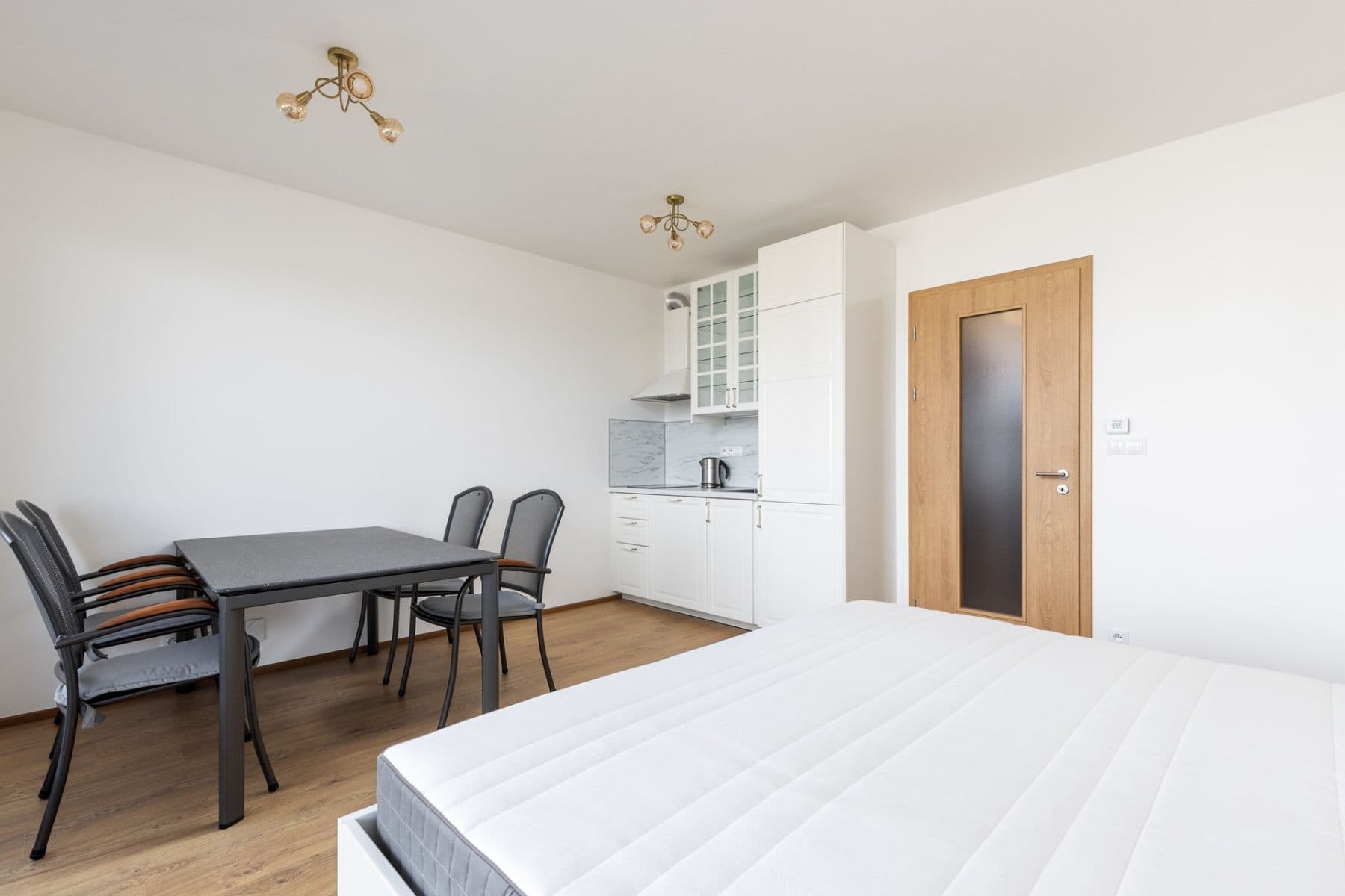Pronájem bytu 1+kk 33 m², Toufarova, Praha, Praha Pronájem bytu 1+kk 33 m², Toufarova, Praha, Praha