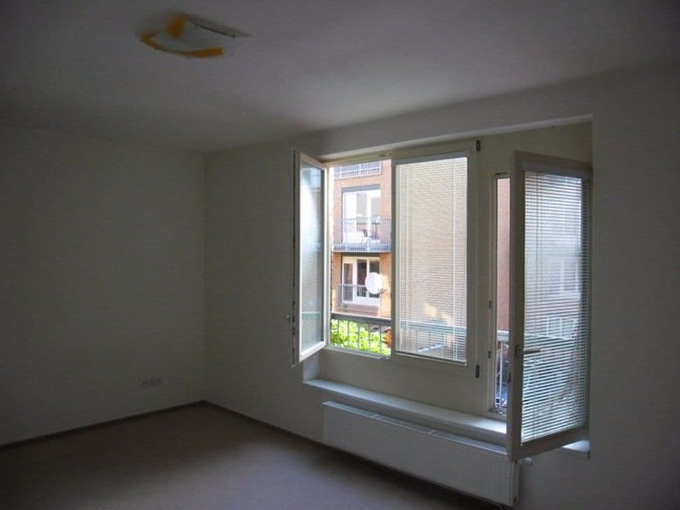 Pronájem bytu 2+kk 61 m², Karla Zicha, Praha, Praha Pronájem bytu 2+kk 61 m², Karla Zicha, Praha, Praha