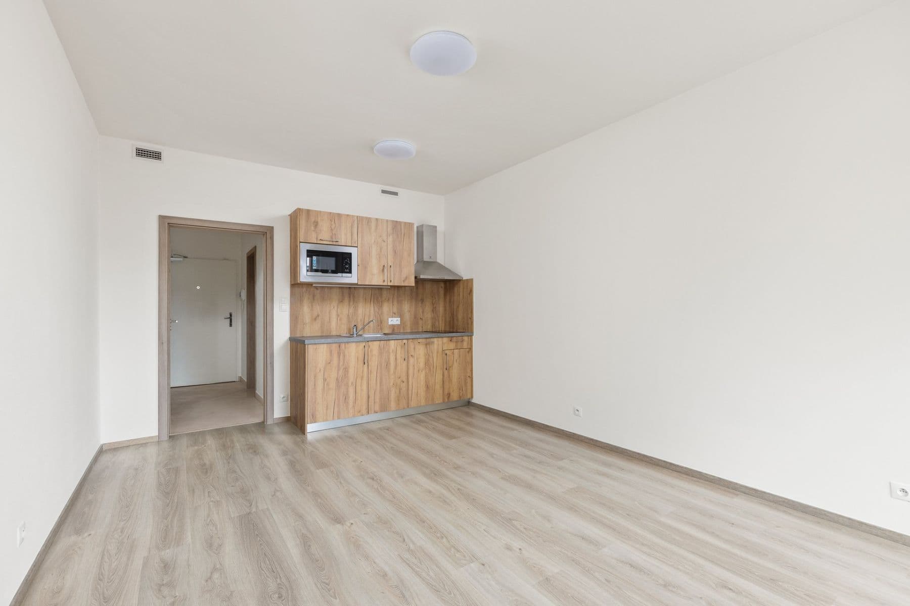 Pronájem bytu 1+kk 30 m², Petrohradská, Praha, Praha Pronájem bytu 1+kk 30 m², Petrohradská, Praha, Praha